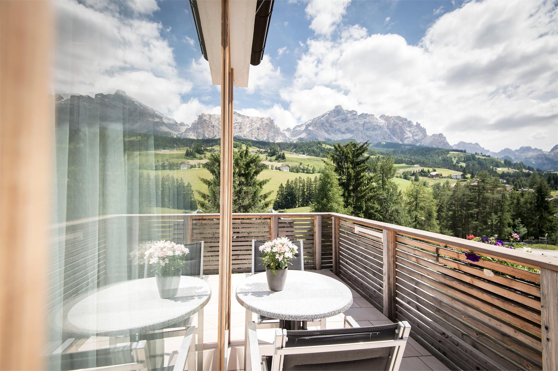 Alpine Hotel Ciasa Lara Badia 15 suedtirol.info