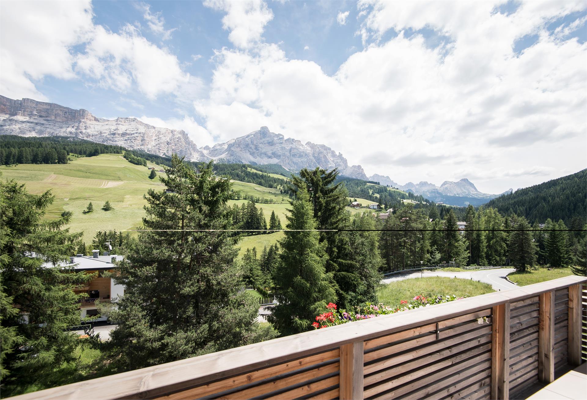 Alpine Hotel Ciasa Lara Badia 14 suedtirol.info