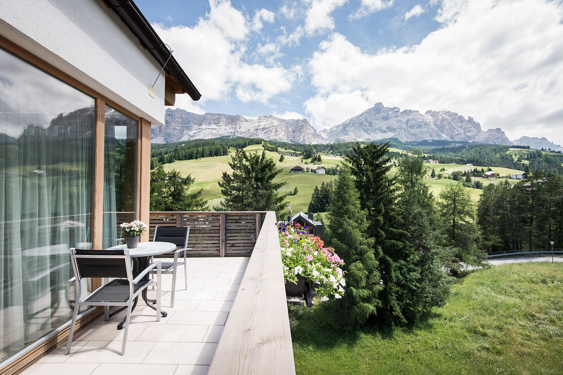 Alpine Hotel Ciasa Lara Badia 13 suedtirol.info