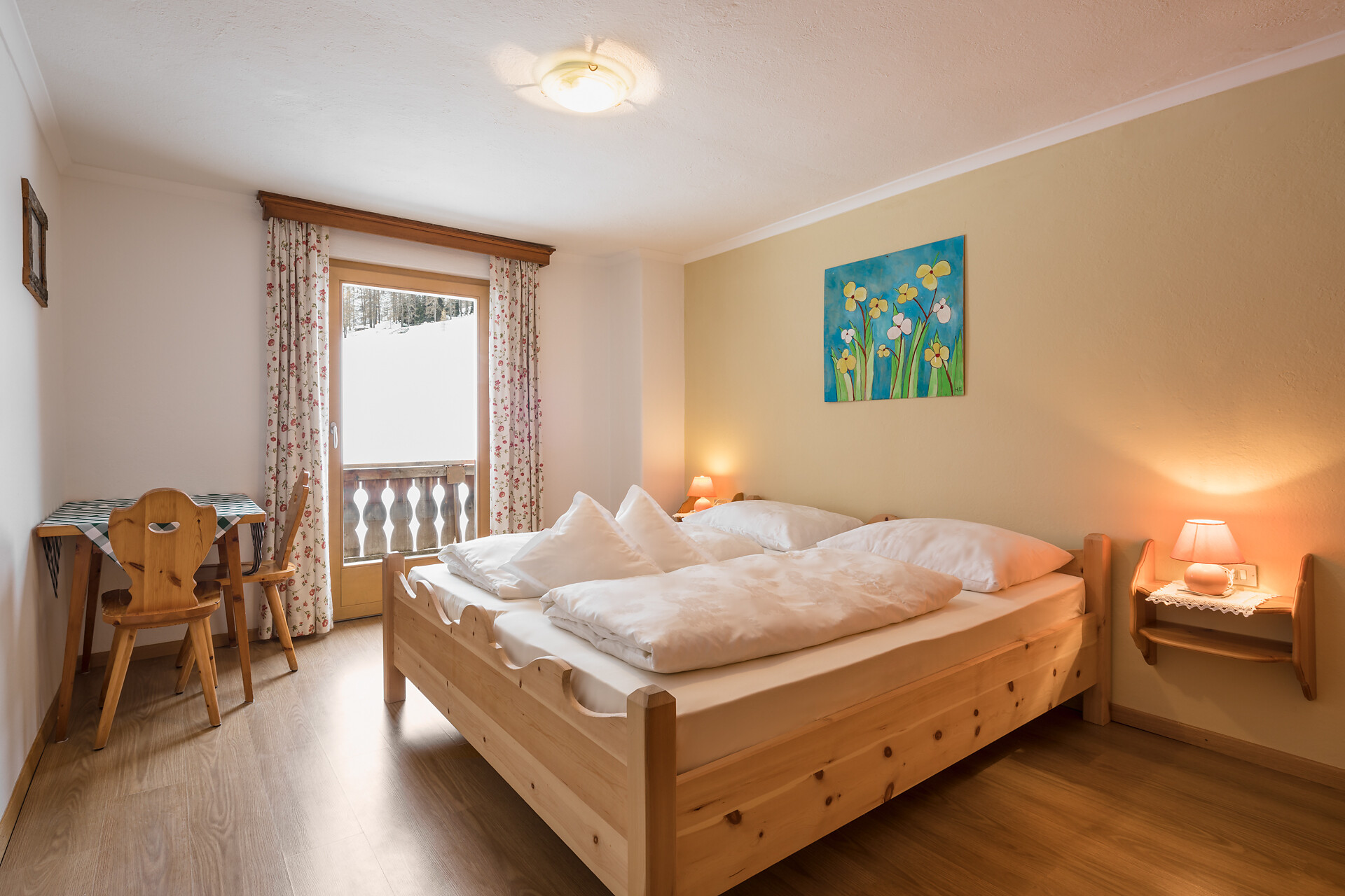 Doppelzimmer 180,00 cm x 2,00 m mit Balkon Westseite