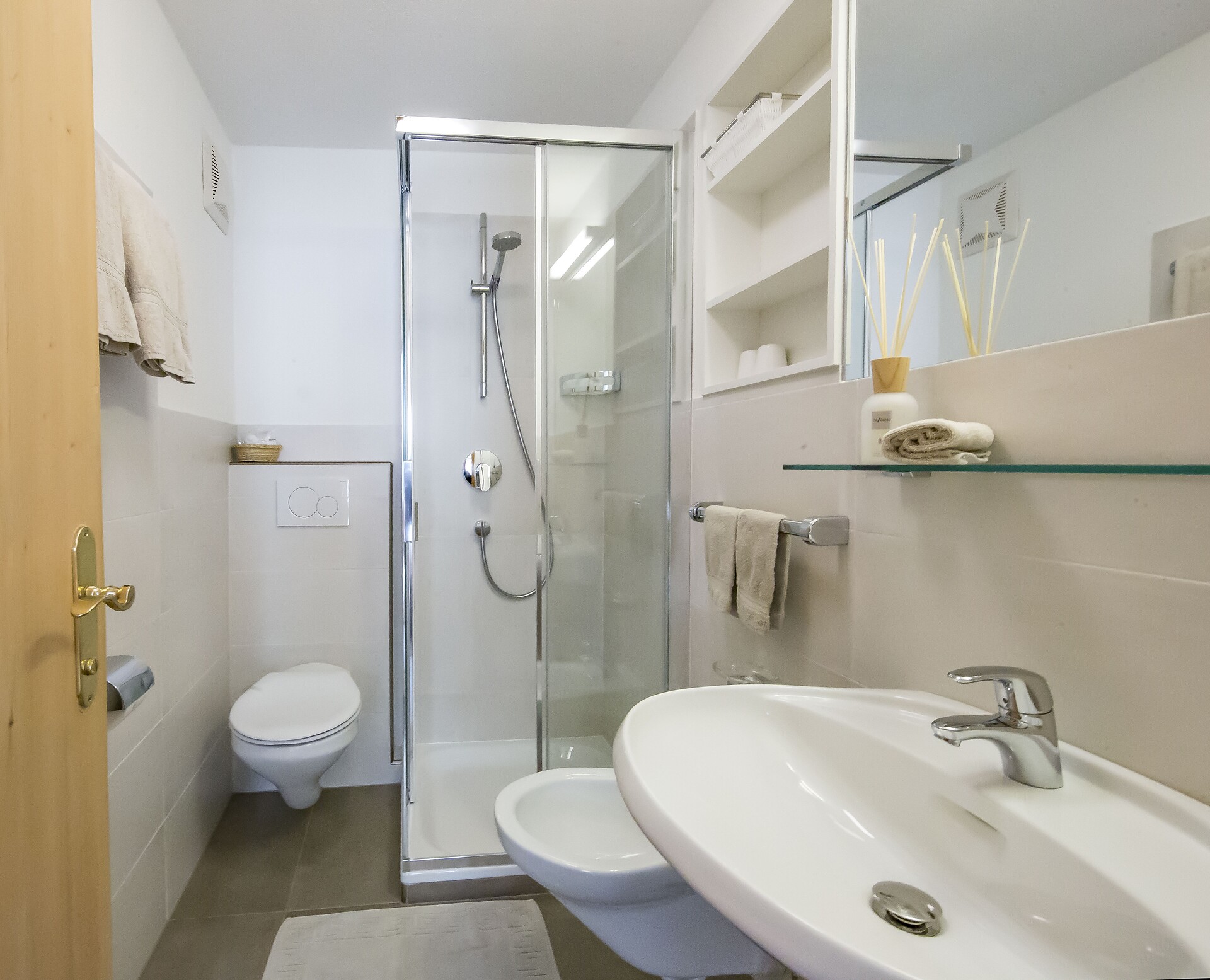 APP 1 BAGNO 2