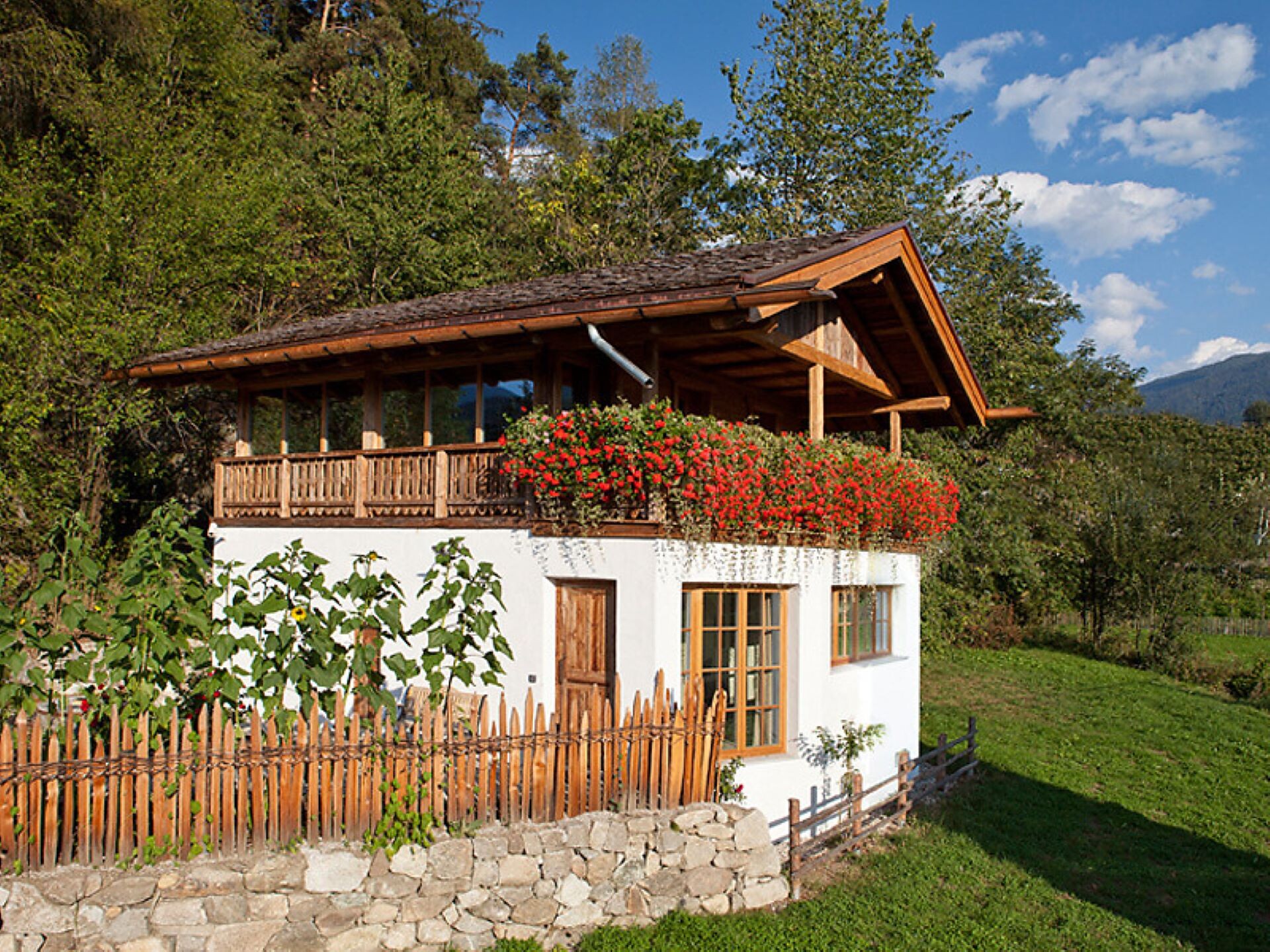 Ansitz Wildberg St.Lorenzen 13 suedtirol.info