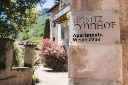 "Ansitz Rynnhof" Tramin an der Weinstraße/Termeno sulla Strada del Vino 2 suedtirol.info