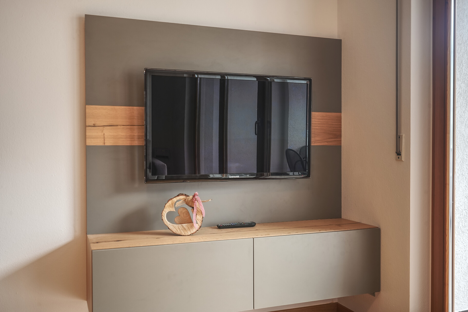 Fernsehboard