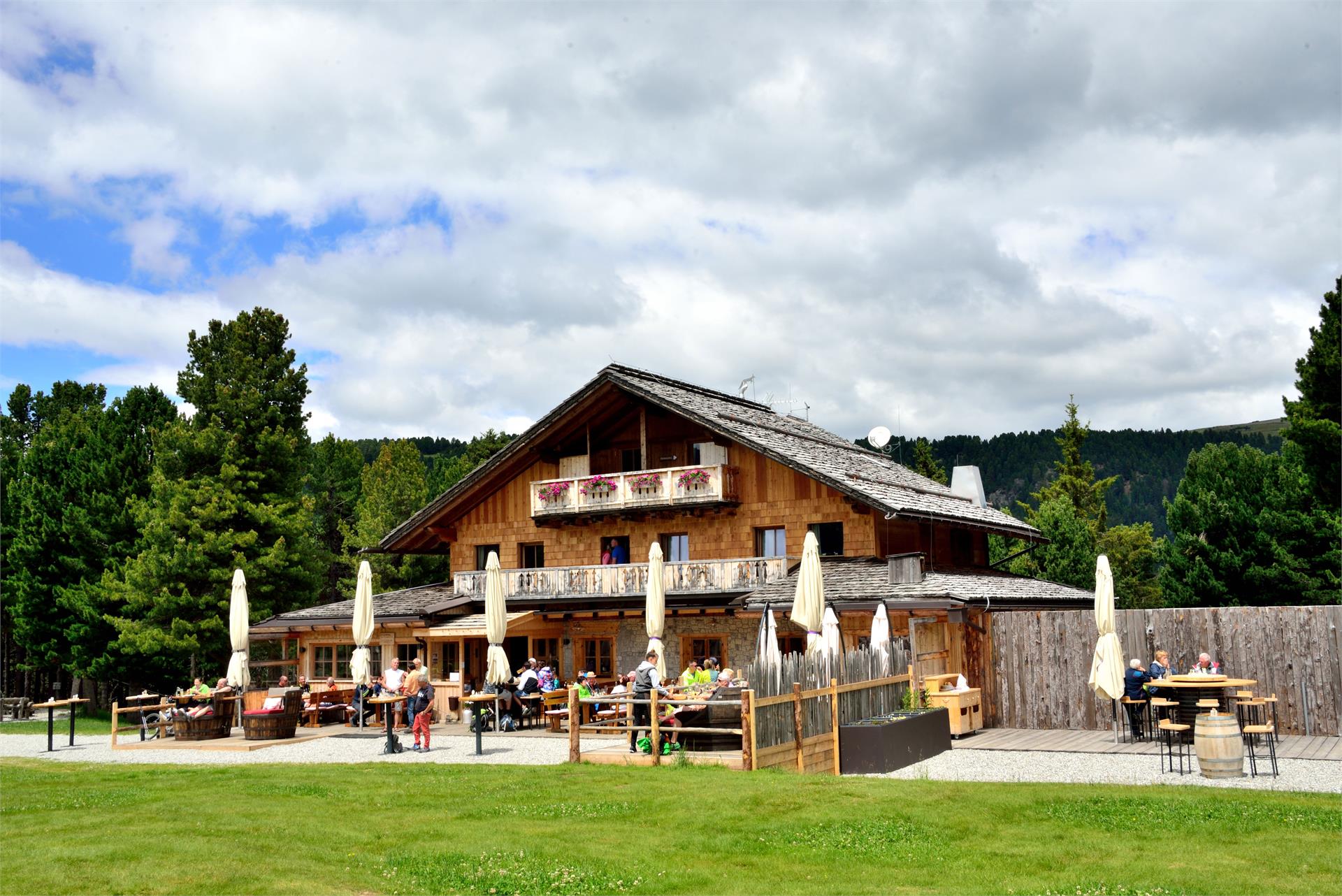 Almgasthof am Rinderplatz Villanders/Villandro 3 suedtirol.info