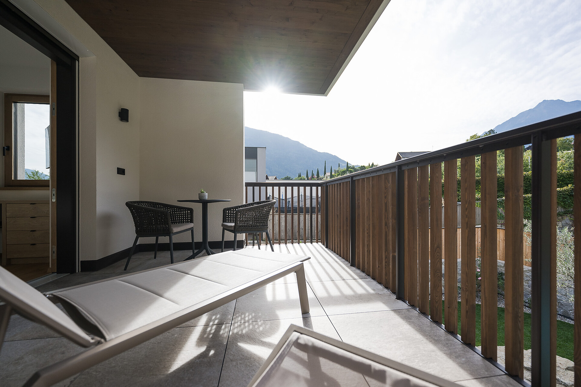 balcony