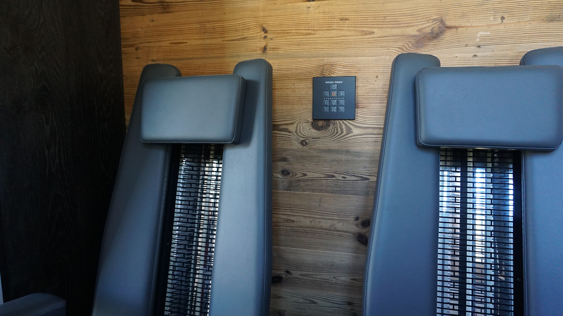 Infrared sauna