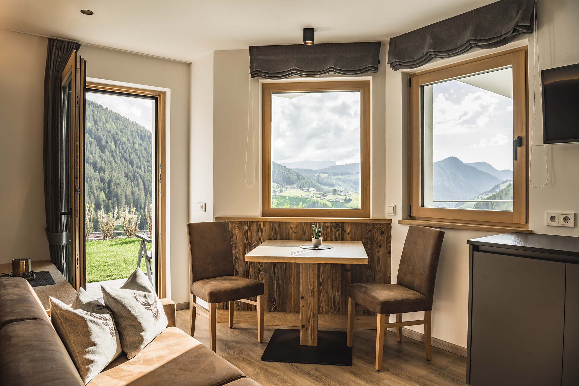 Aurela Mountain Chalets