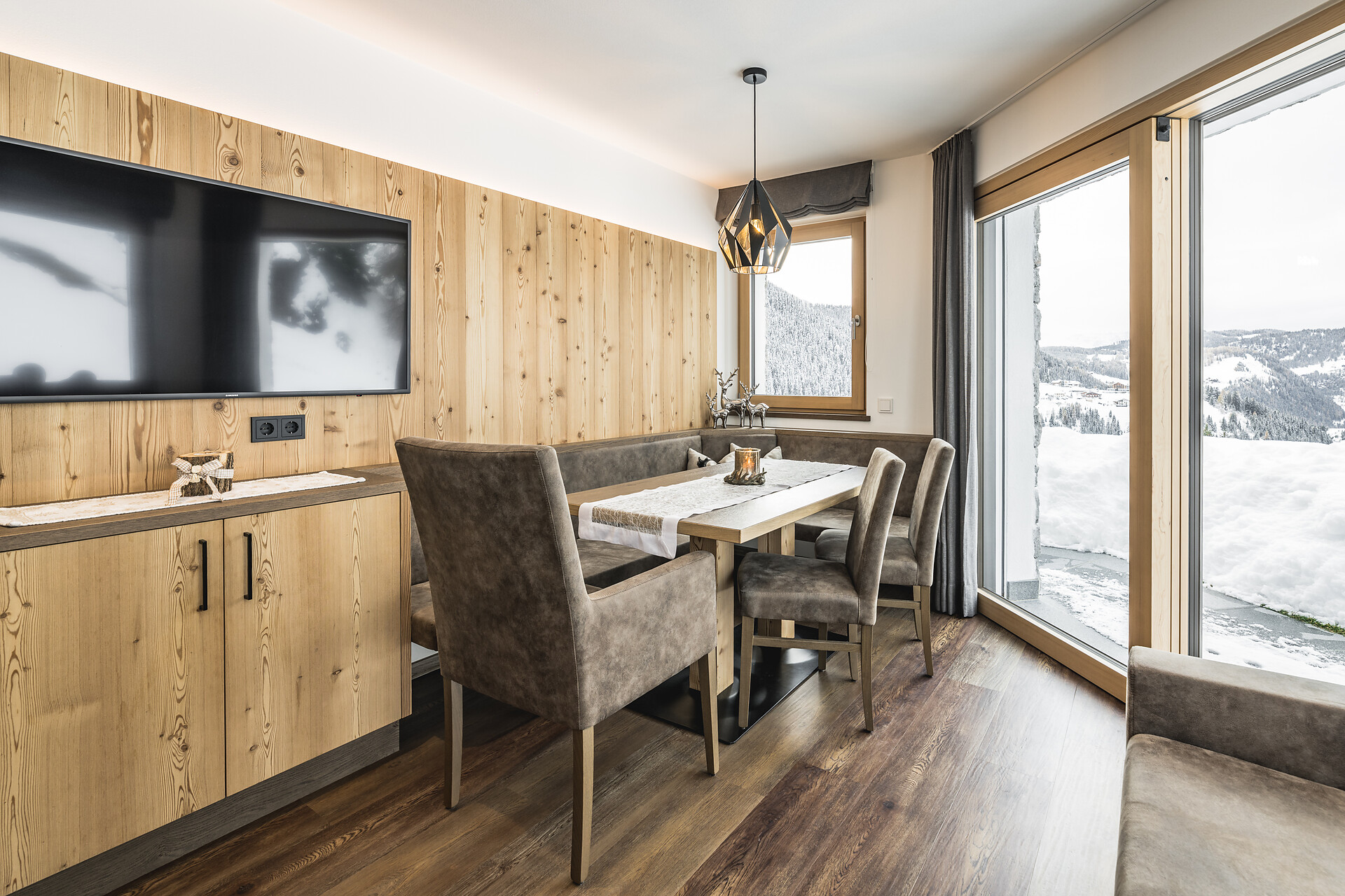 Aurela Mountain Chalets