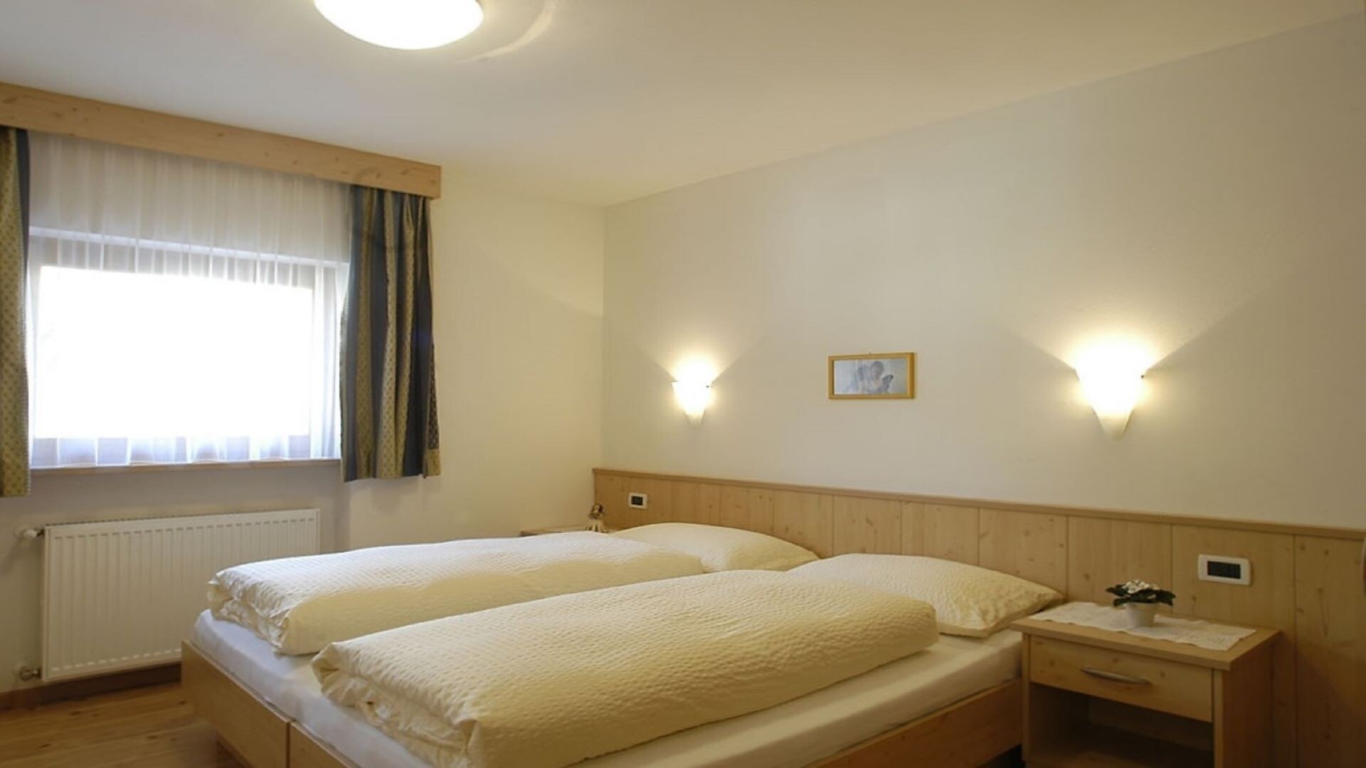 Zimmer Apt. A