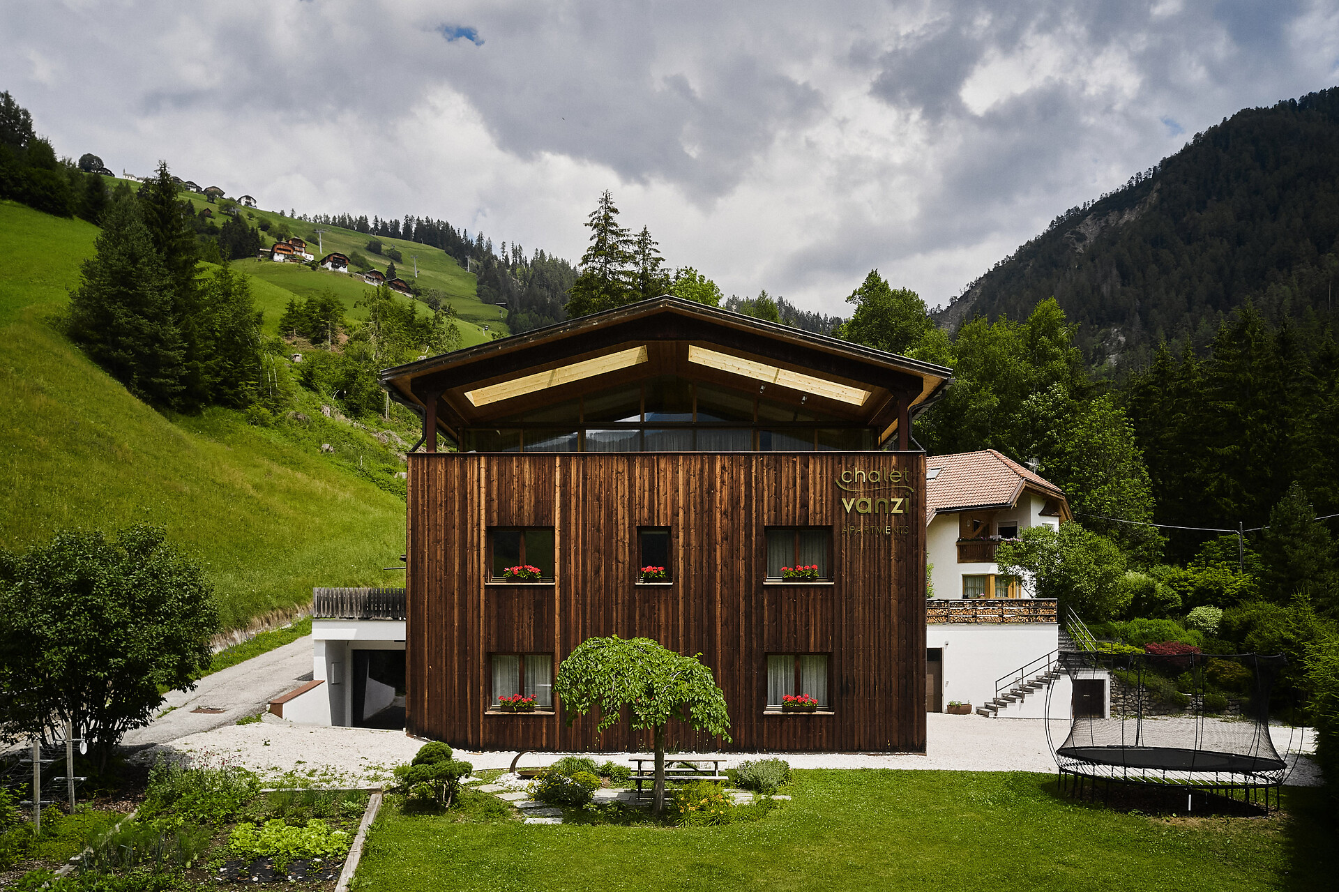 Apartments Chalet Vanzi - Dolomites Region Kronplatz/Plan de Corones - #1 - suedtirol.info