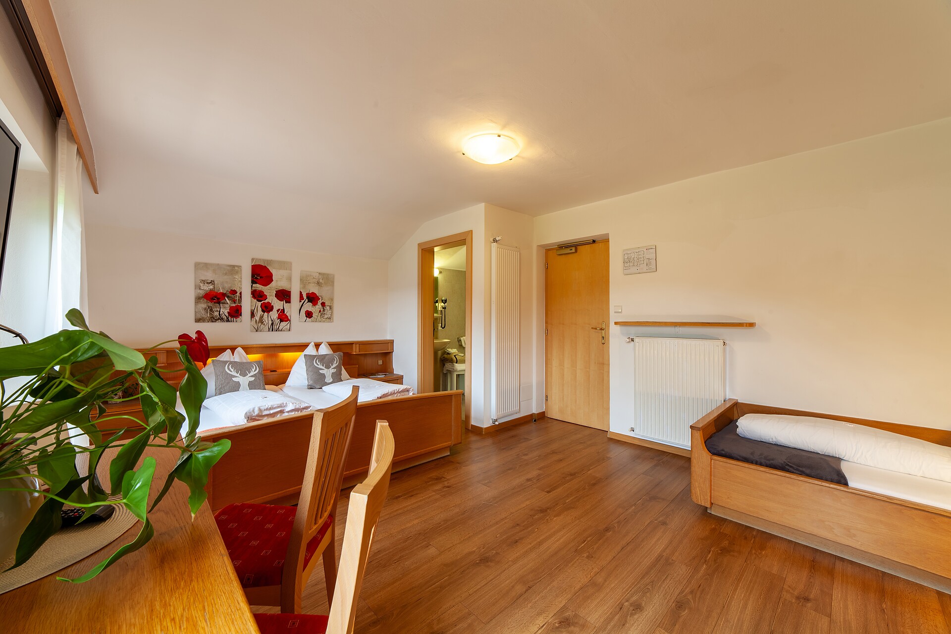 Stoanerne Mandln Zimmer