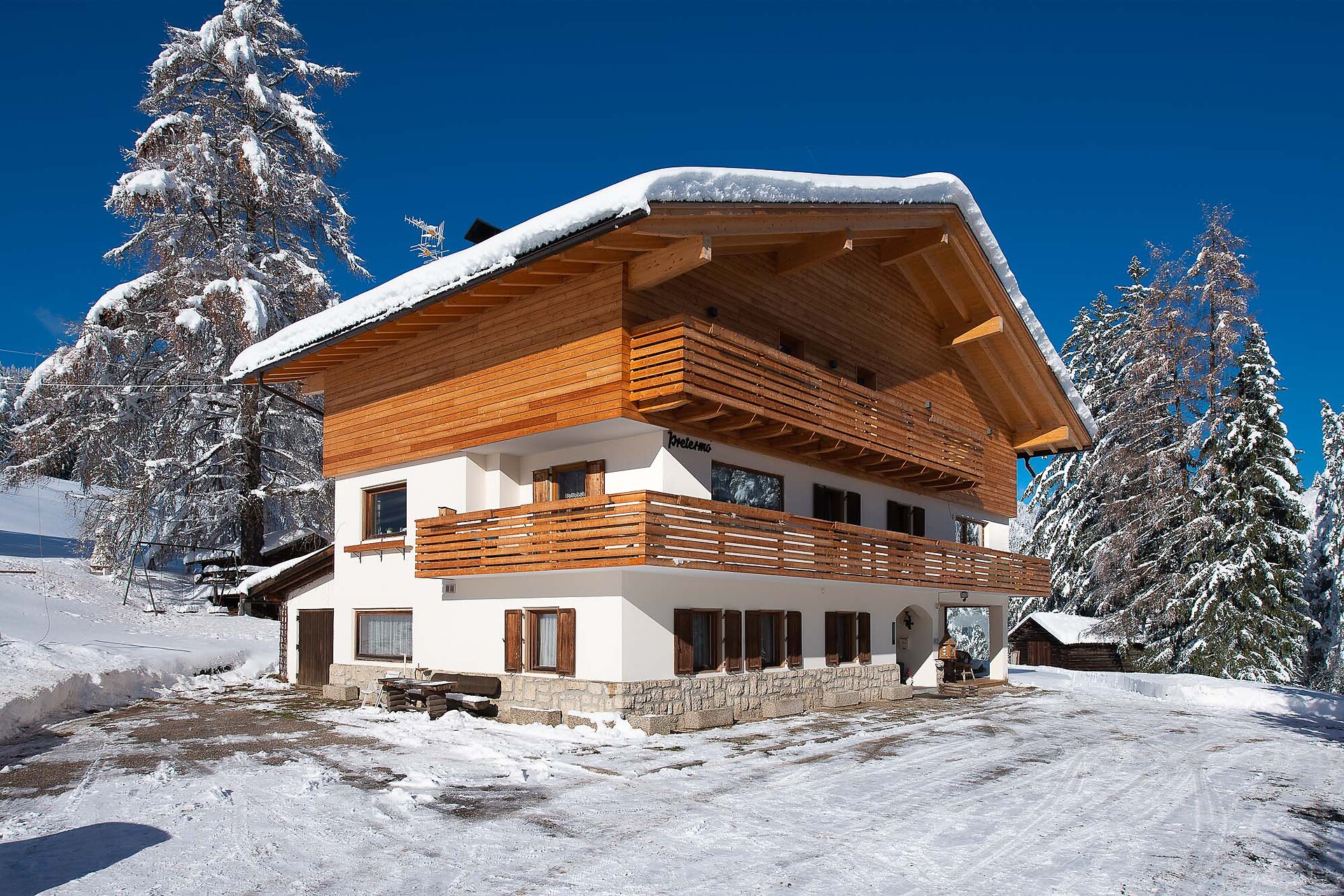 Rooms and apartments Pretermo