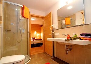 Dusche