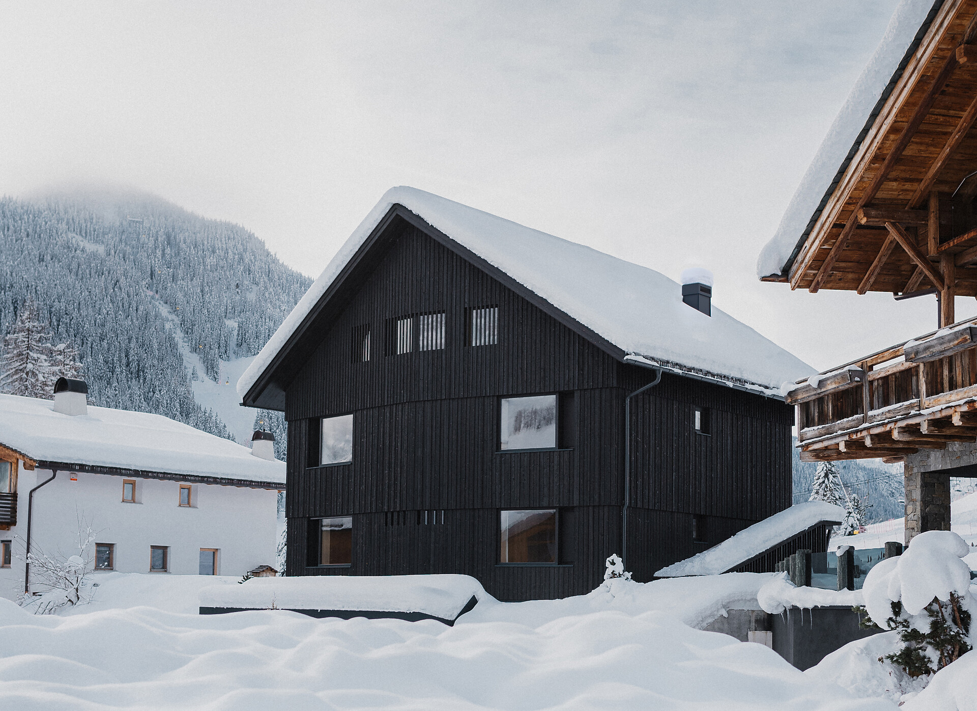 lodge winter
