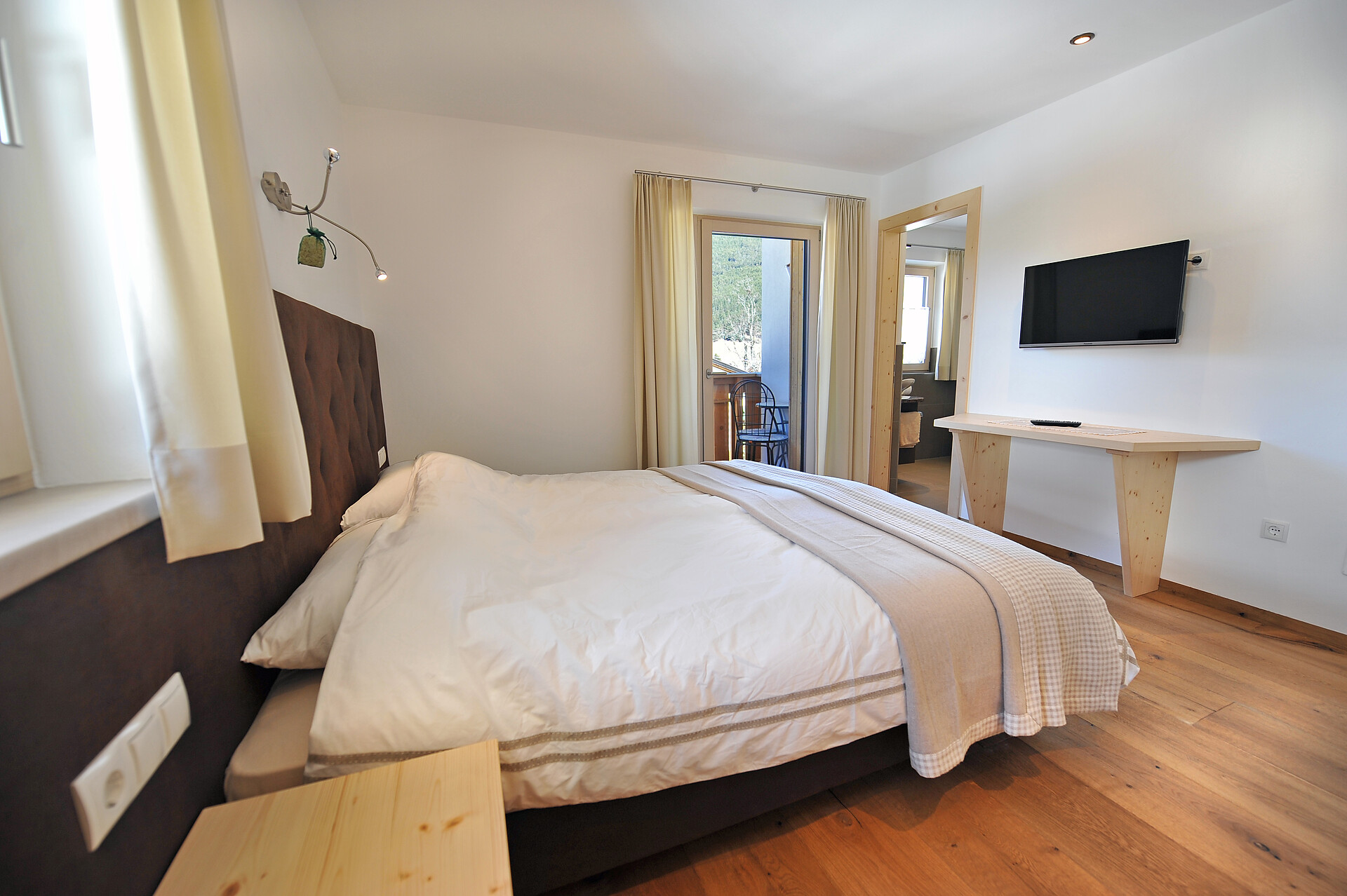 Apartments Cesa Leni Ortisei Val Gardena Dolomites