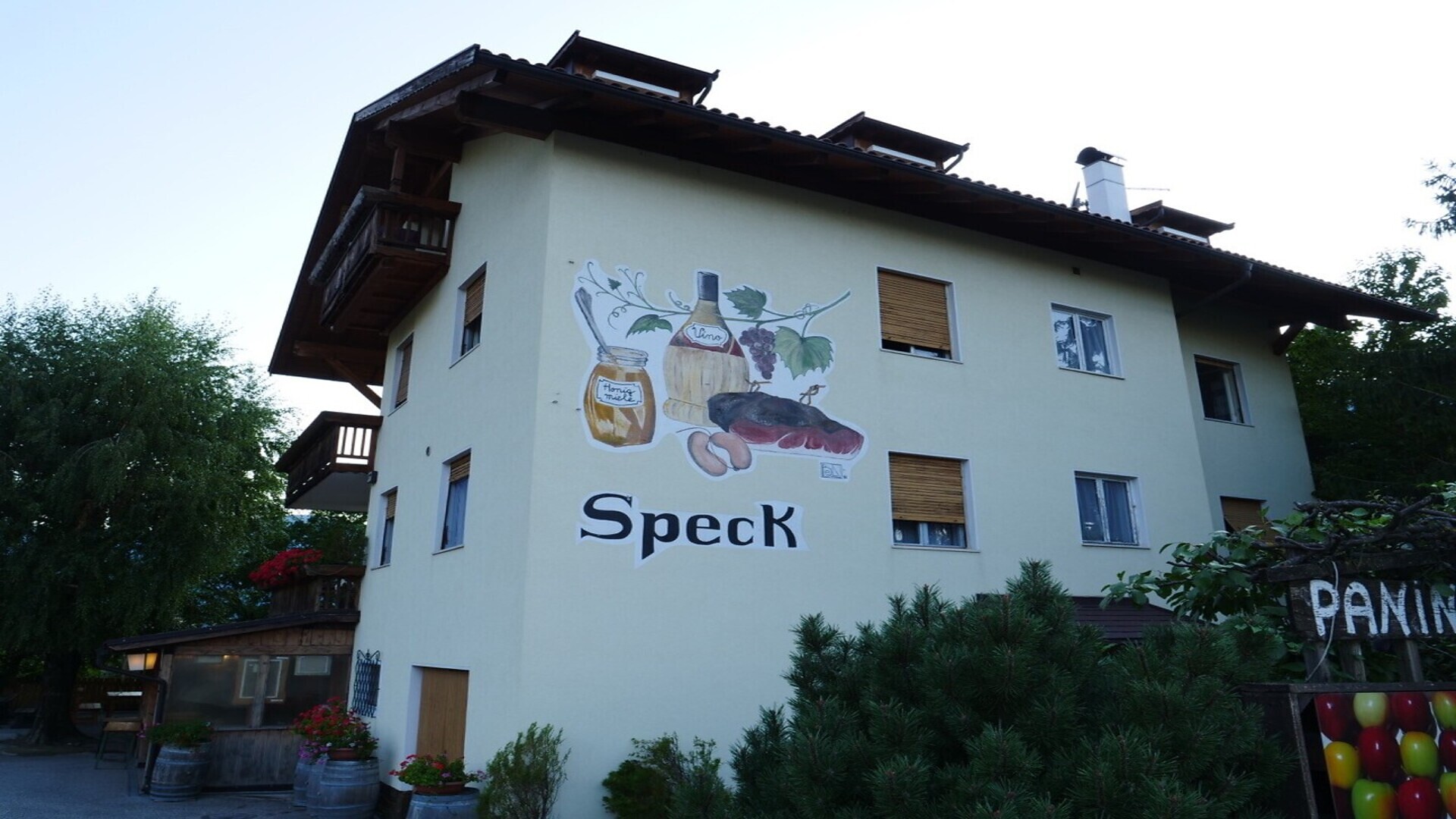 Apartments Kirenia - Südtiroler Weinstraße - #1 - suedtirol.info
