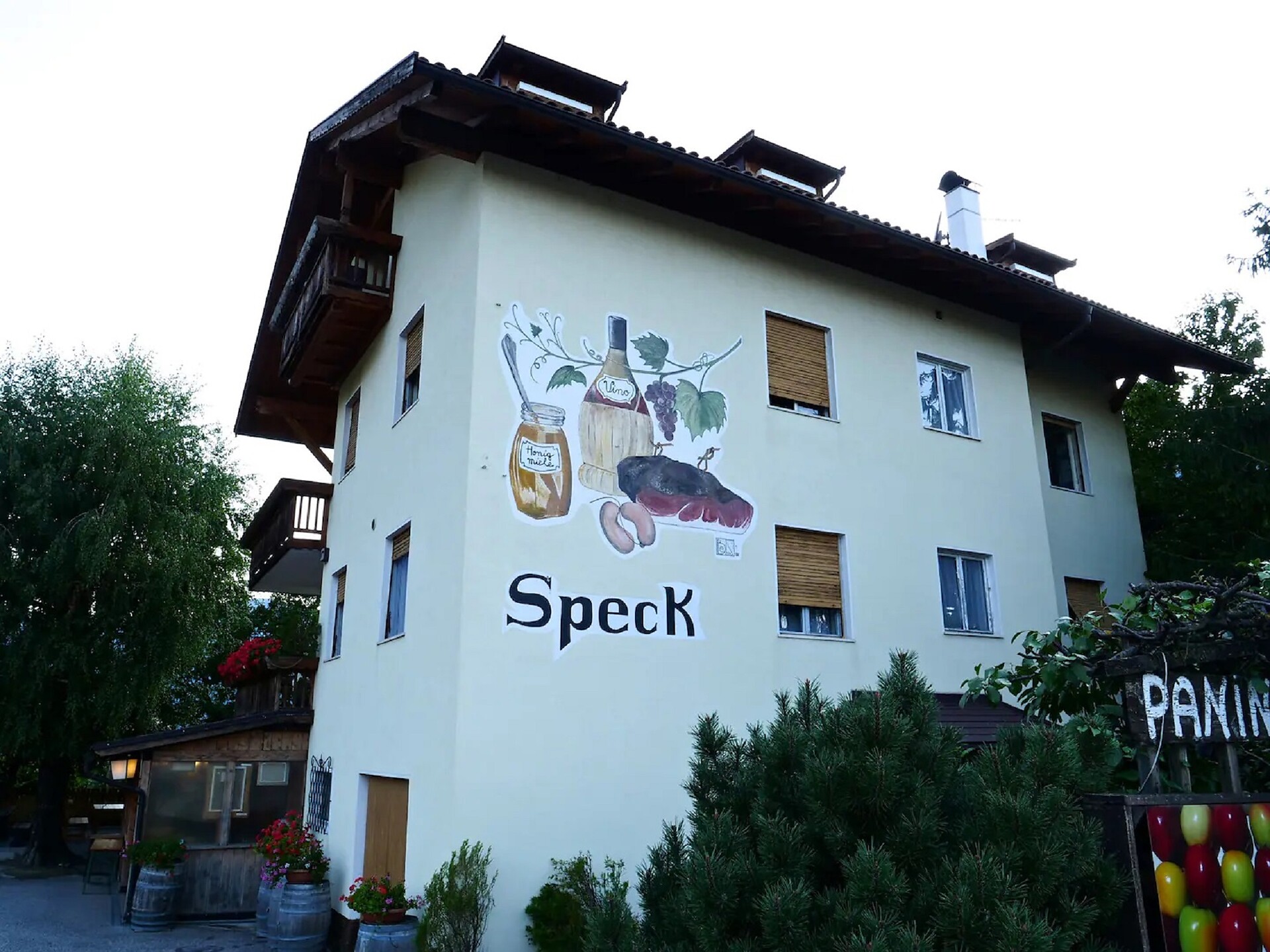 Apartments Kirenia