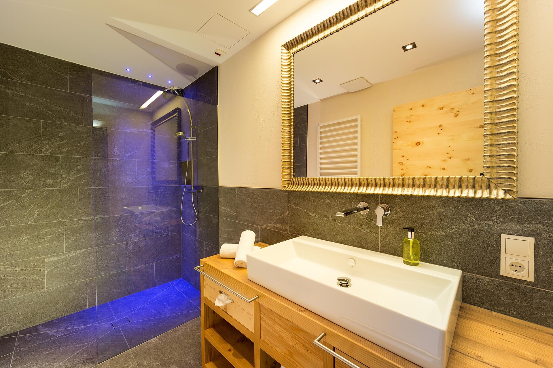 Bath room