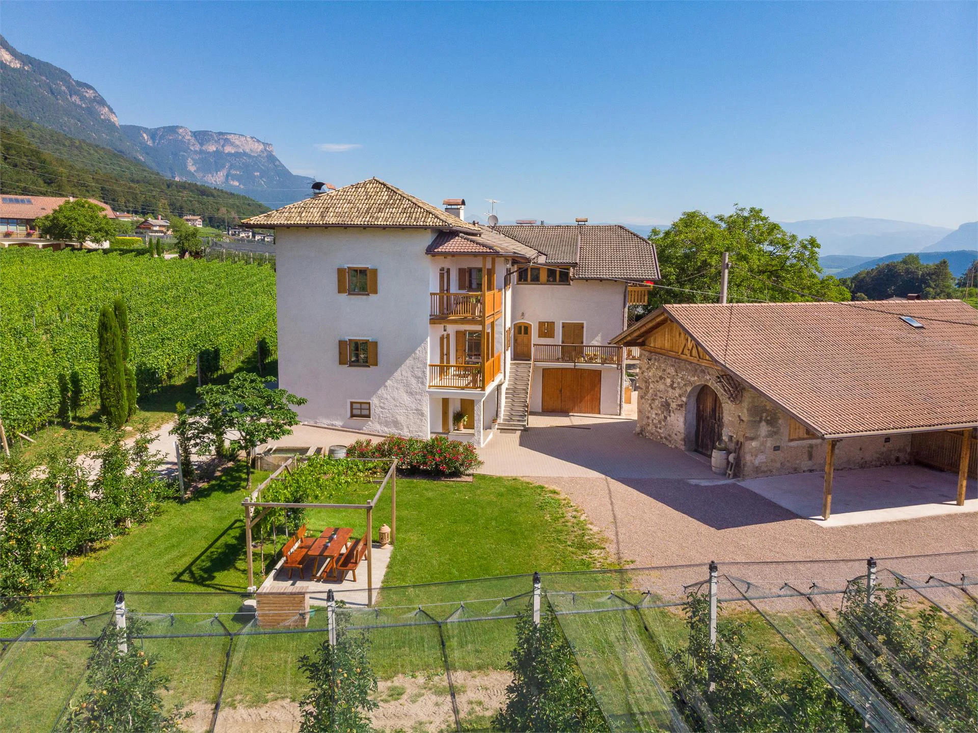 Adolfer Höfl Kaltern an der Weinstraße/Caldaro sulla Strada del Vino 27 suedtirol.info