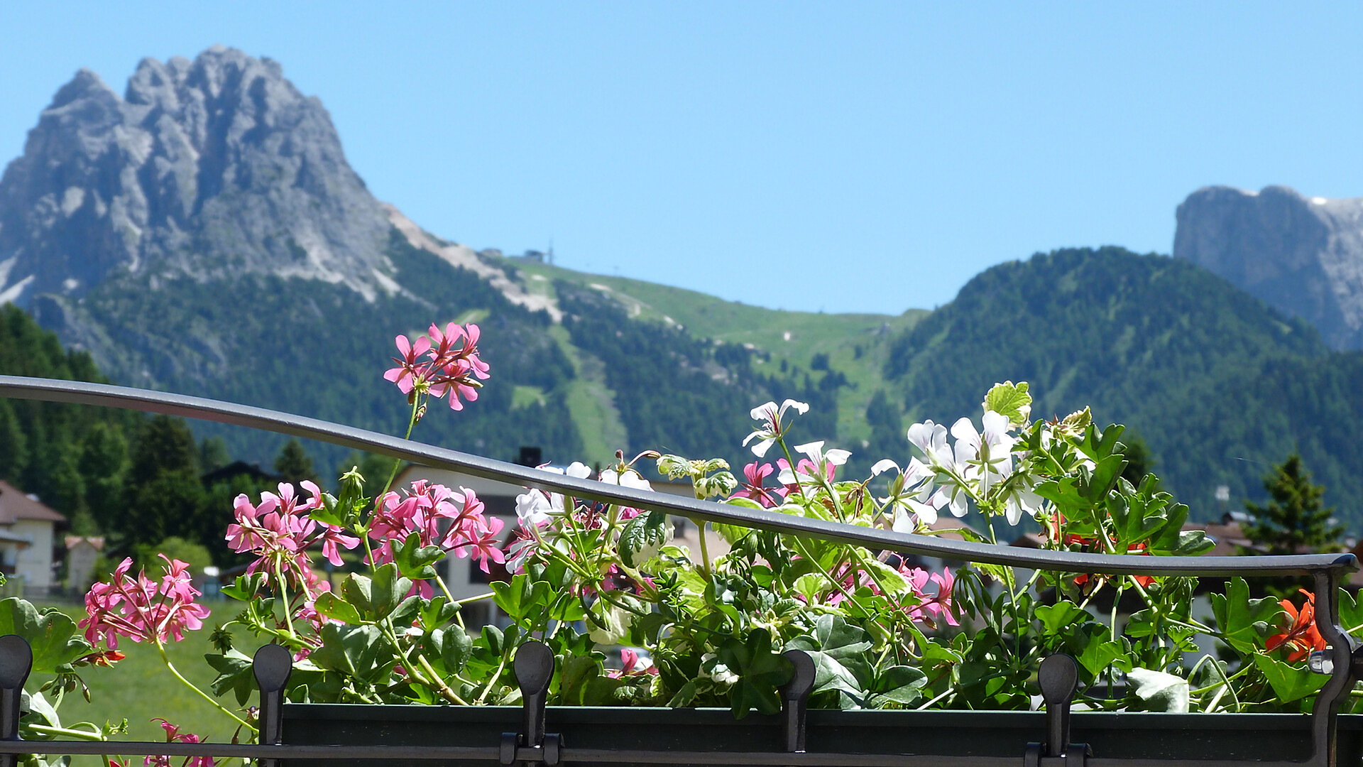 Apartments Cësa Gardis