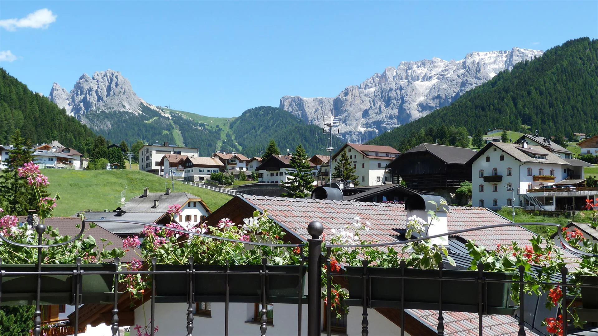 Apartments Cesa Gardis S.Crestina Gherdëina/Santa Cristina Val Gardana 2 suedtirol.info