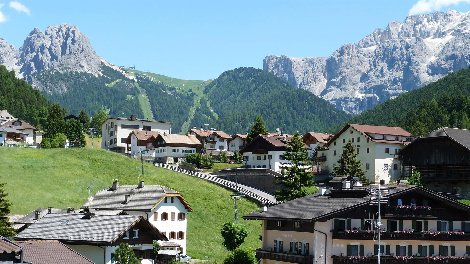 Apartments Cesa Gardis S.Crestina Gherdëina/Santa Cristina Val Gardana 16 suedtirol.info