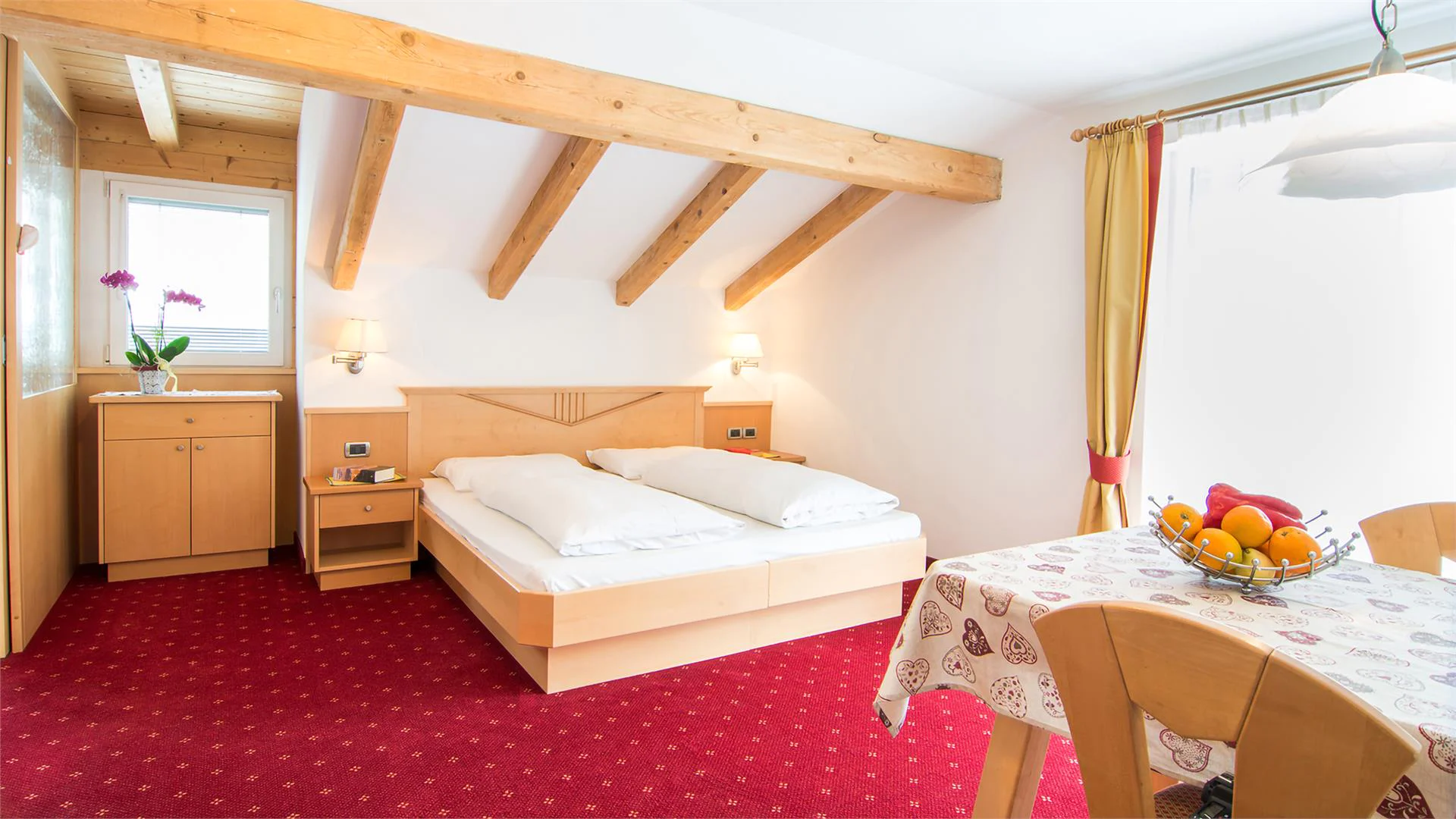 Apartments Cesa Gardis S.Crestina Gherdëina/Santa Cristina Val Gardana 22 suedtirol.info