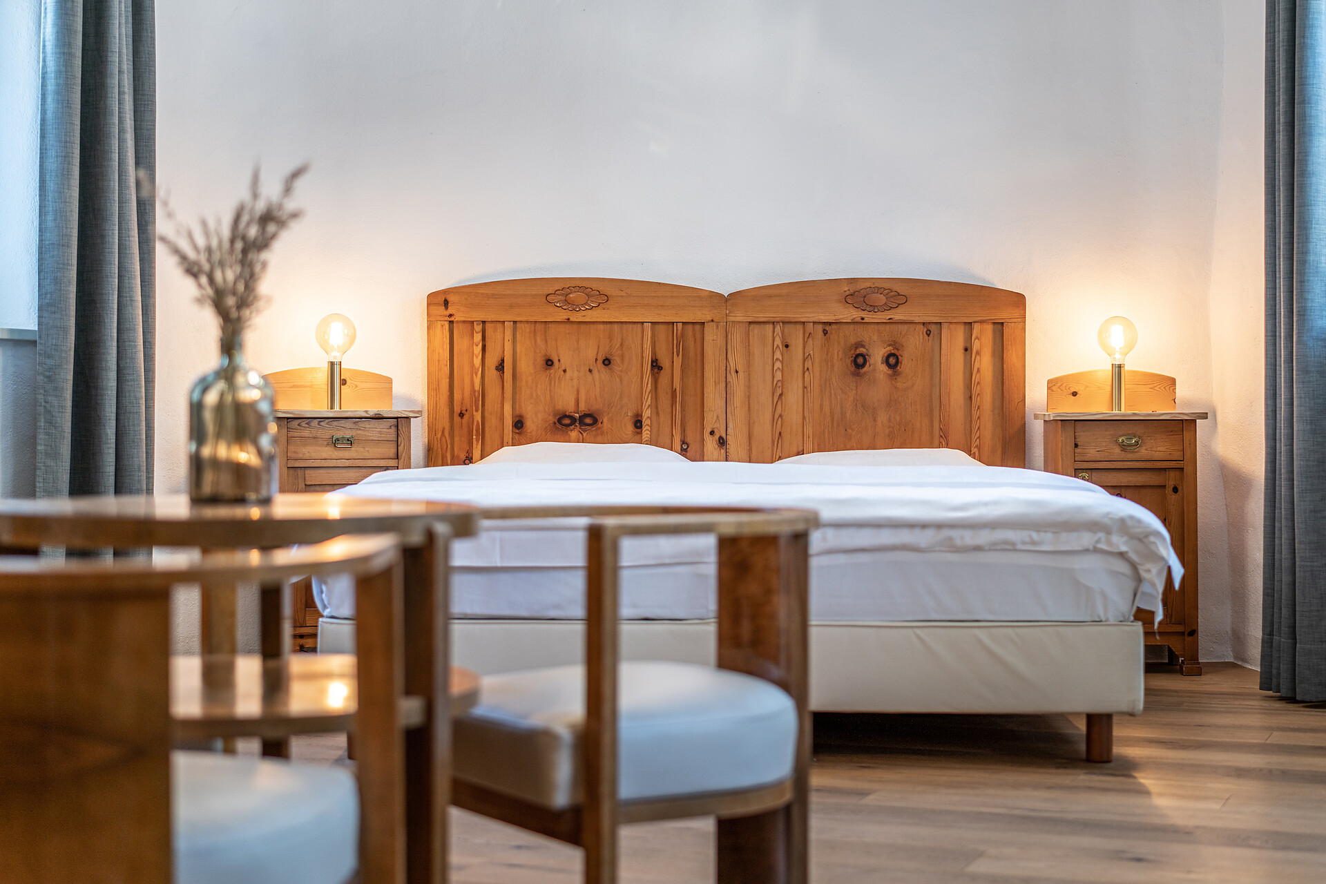 Rooms & Suites