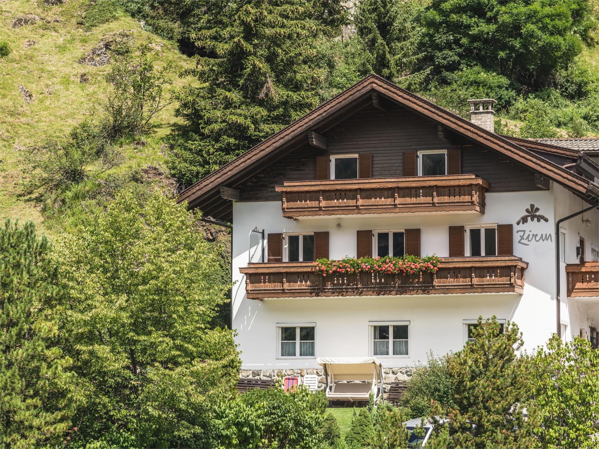 Apartments Chalet Zirm St.Christina in Gröden 1 suedtirol.info
