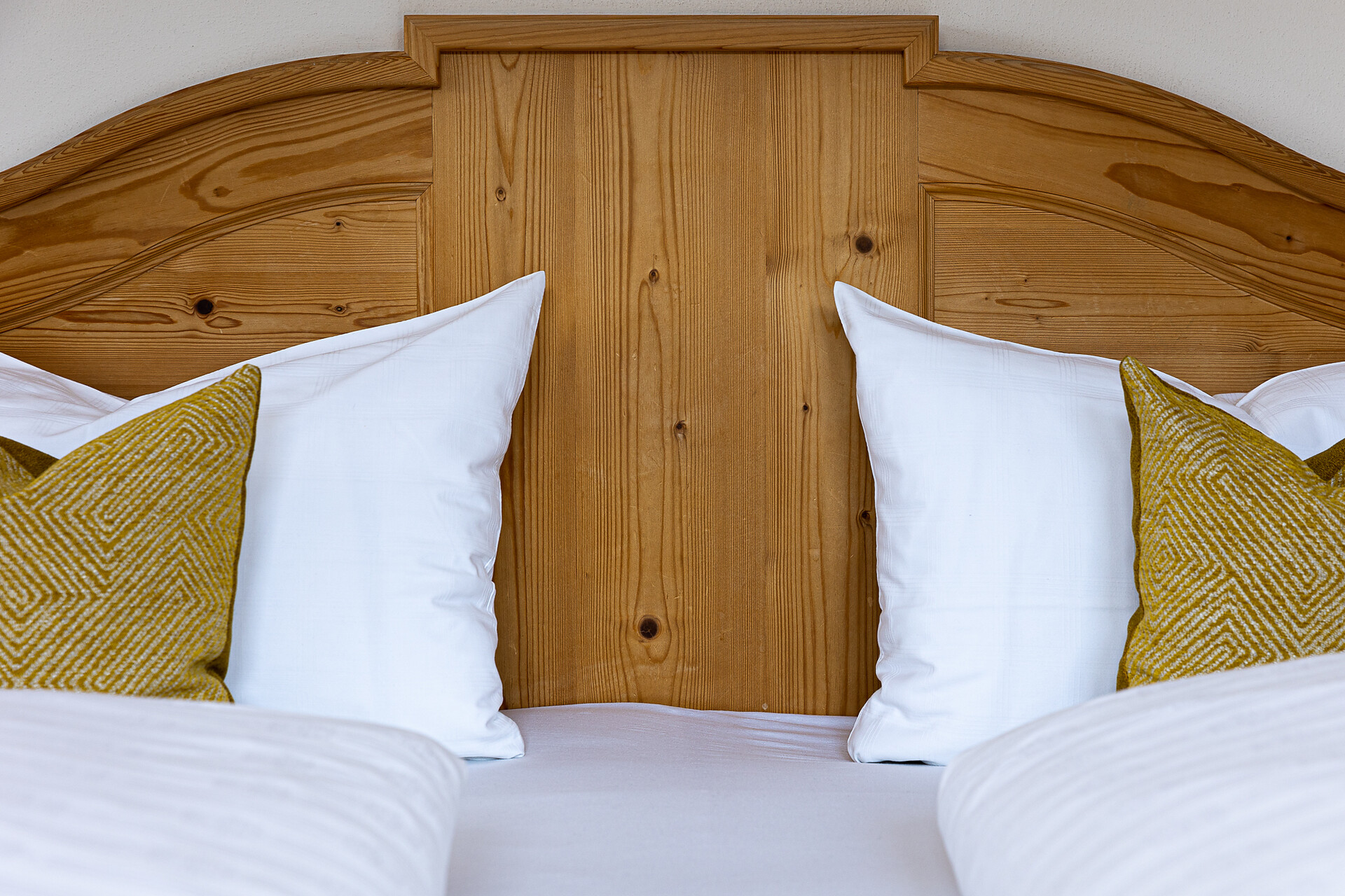 Bett Detail 3