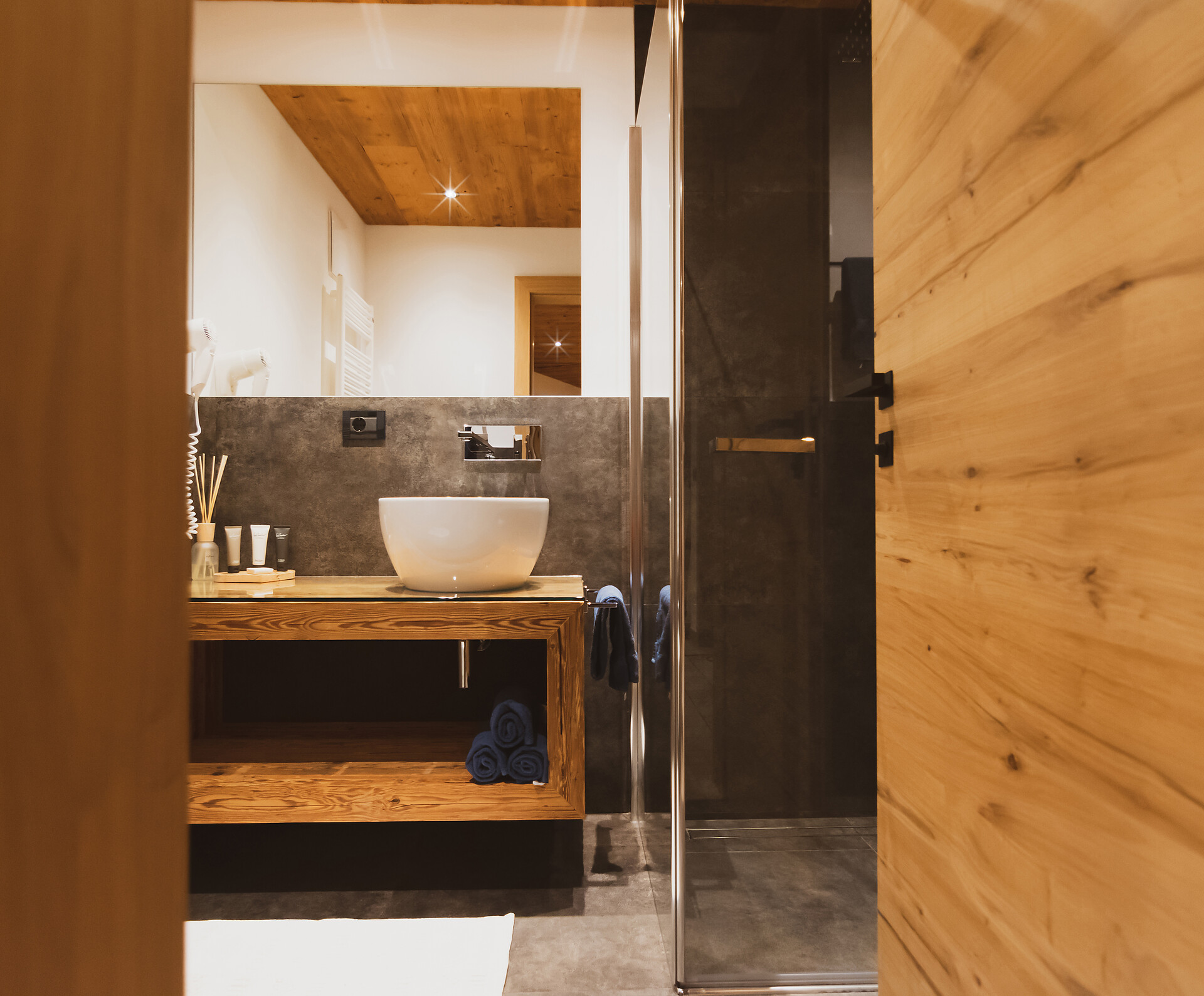 Bathroom "Alpenrose"