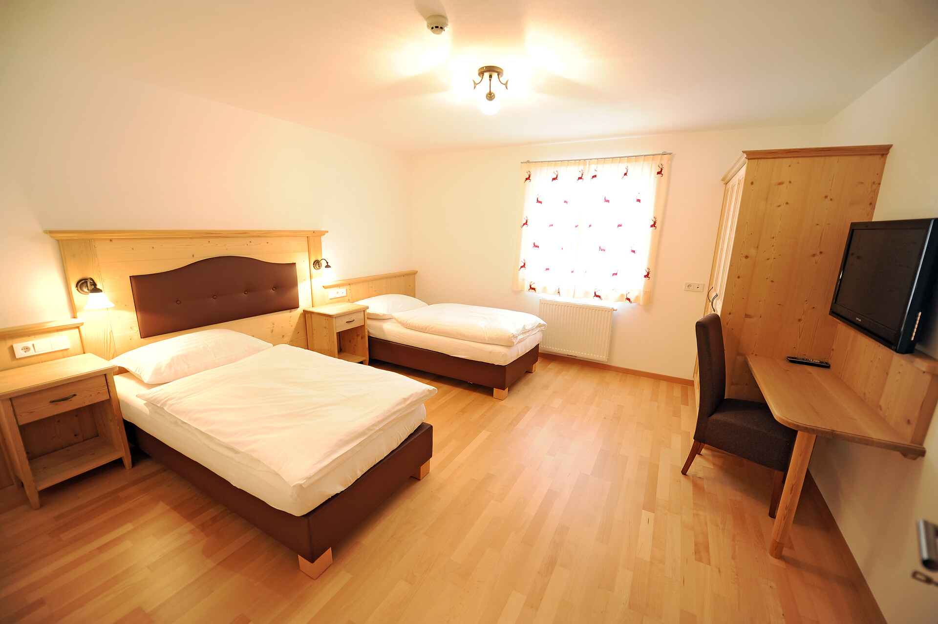 Bed room