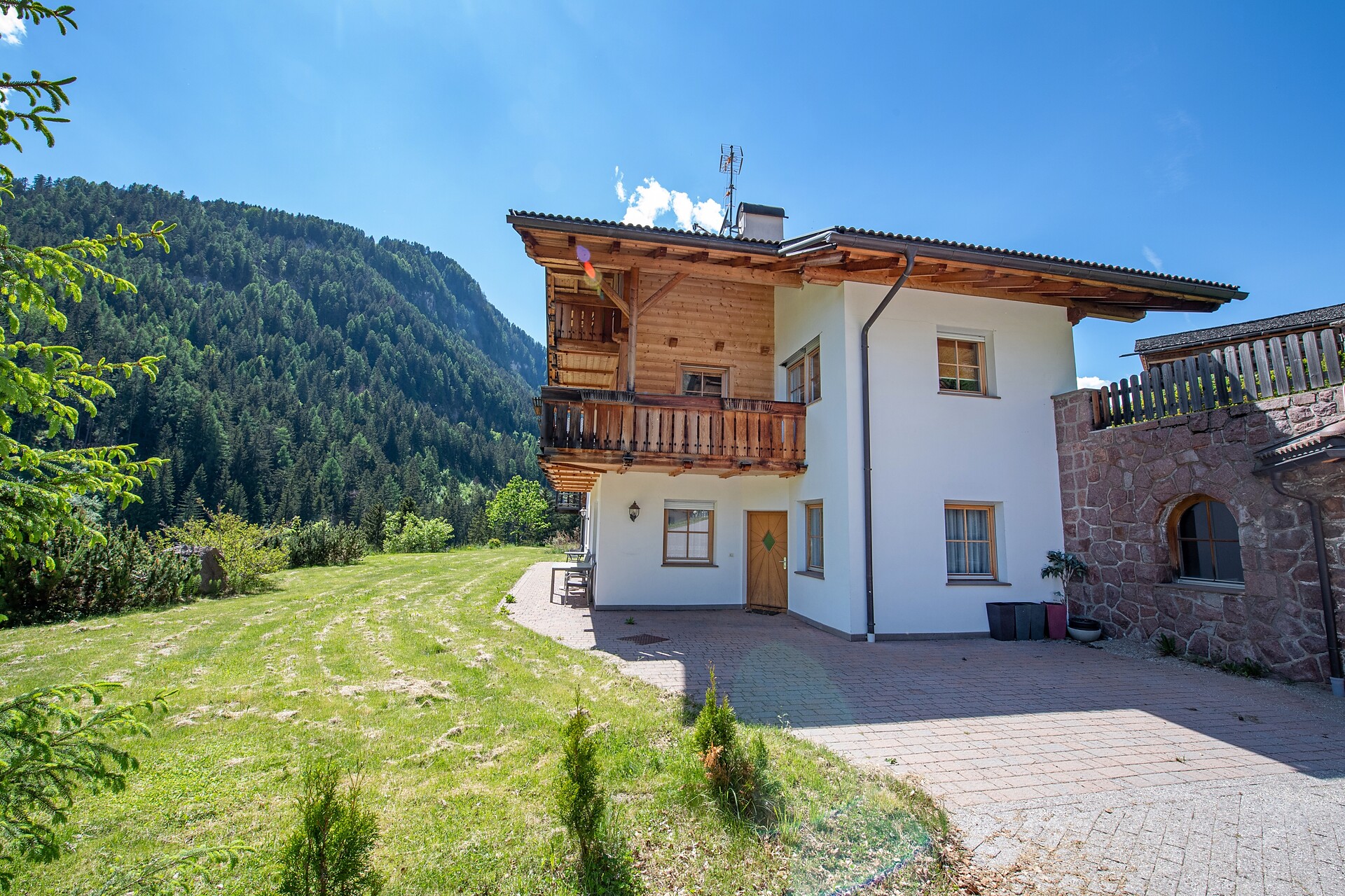 Apartment Berdan