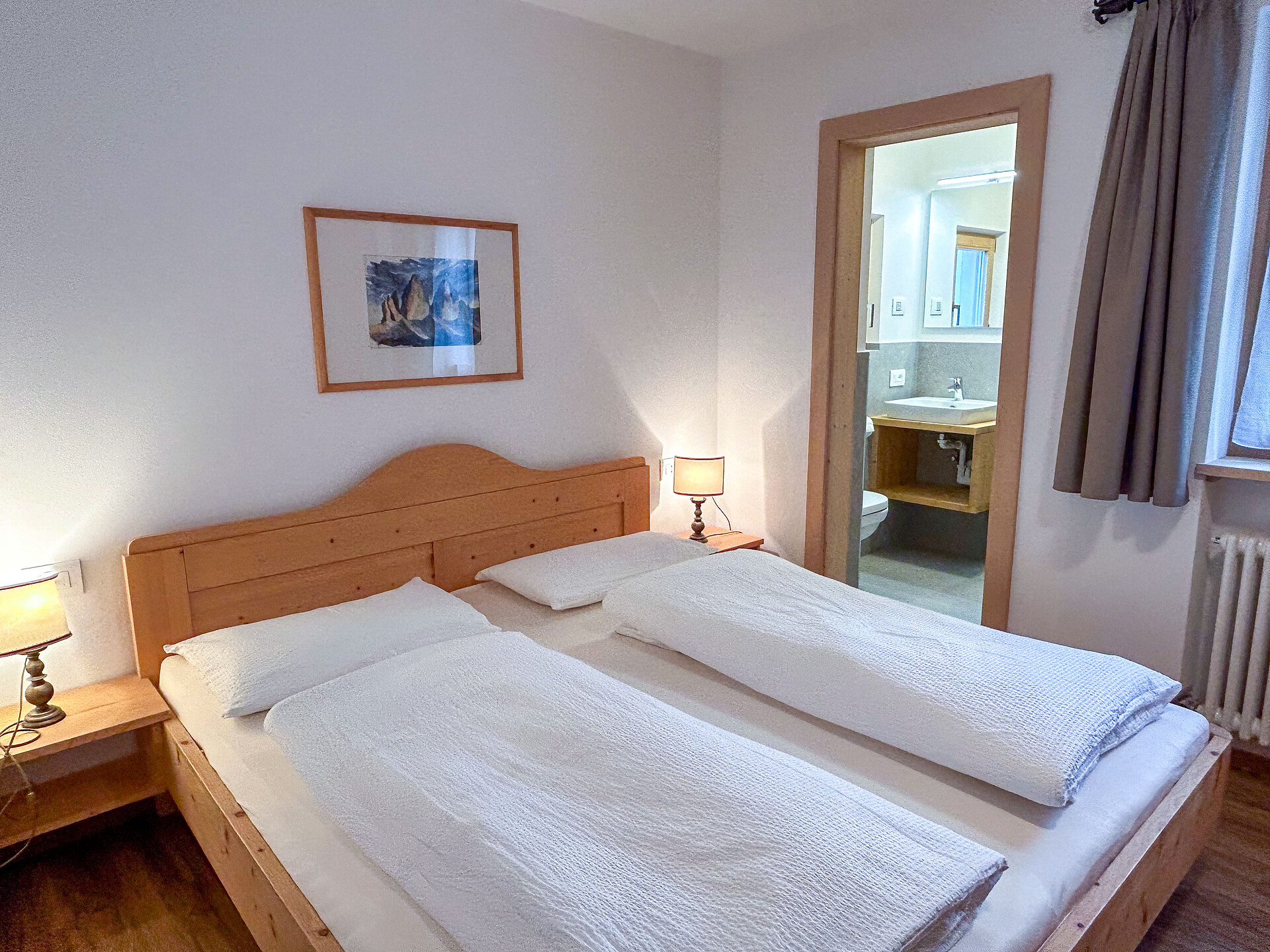 Apartment 4 Sleeping Room Bathroom Ai Sanc