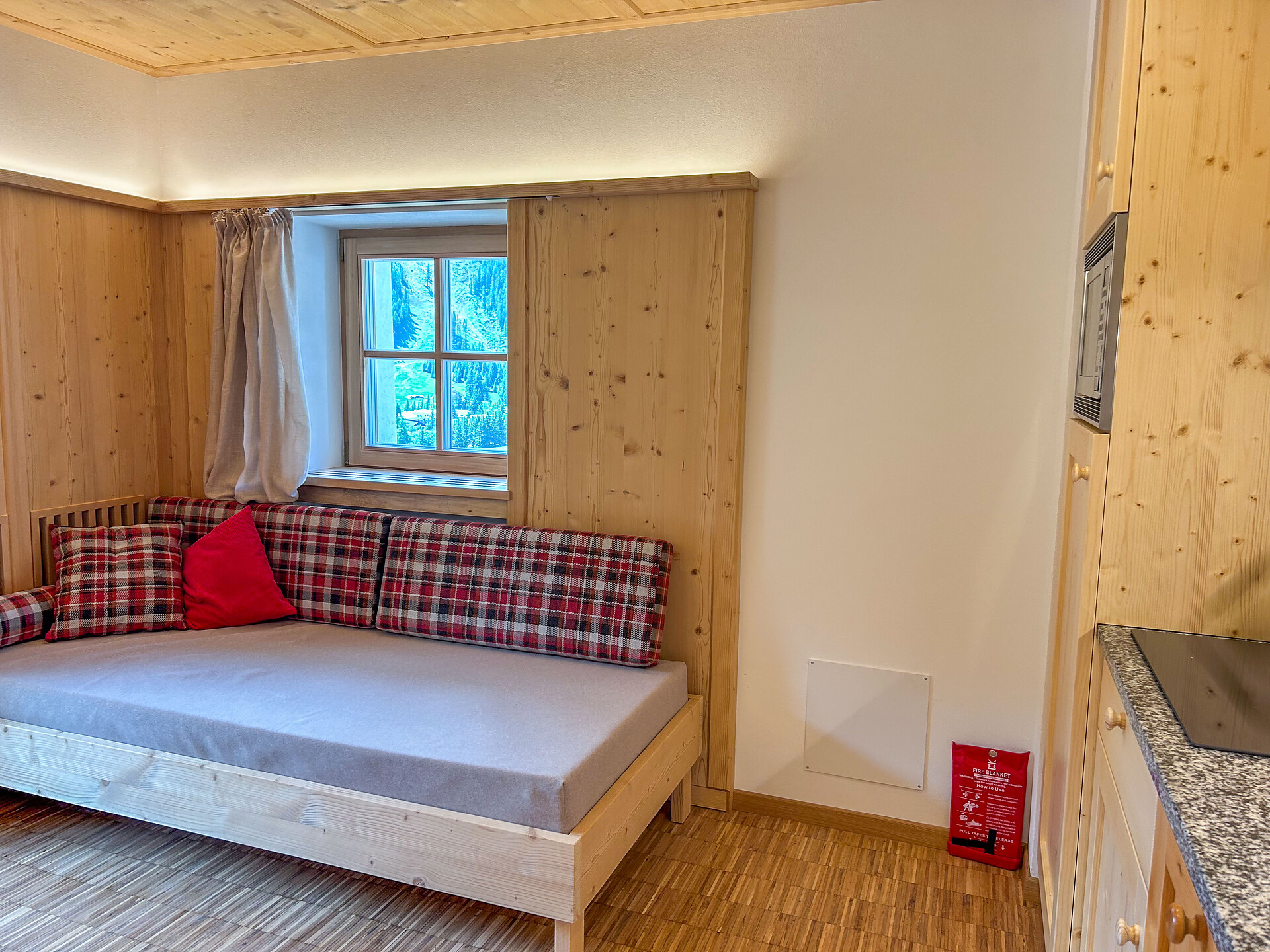 Apartment 4 Ai Sanc