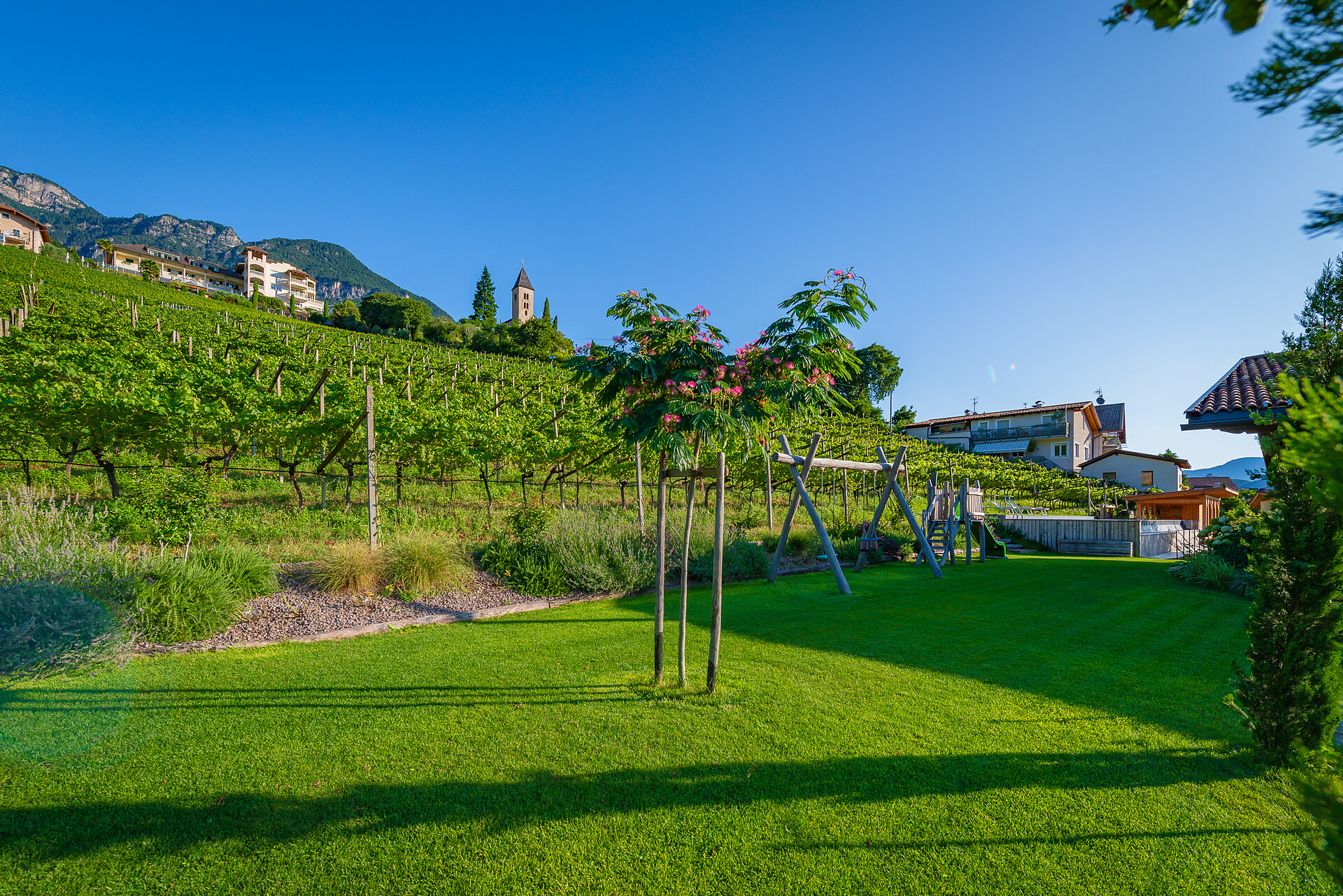 Ansitz Eggenheim - Südtiroler Weinstraße - #10 - suedtirol.info
