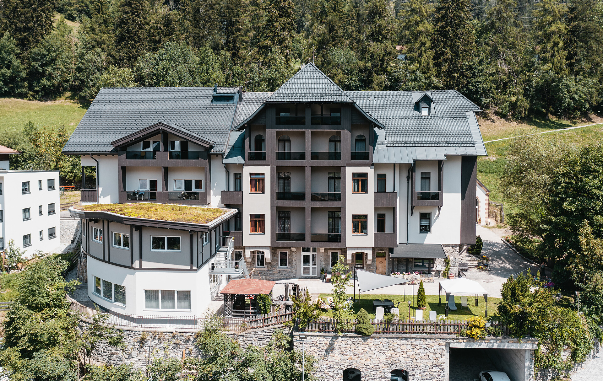 Alpin Hotel Gudrun    Outside