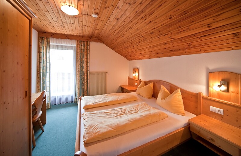 Schlafzimmer B
