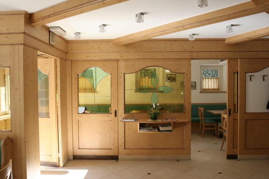 ALBERGO TRATTORIA HOFER Bolzano 11 suedtirol.info