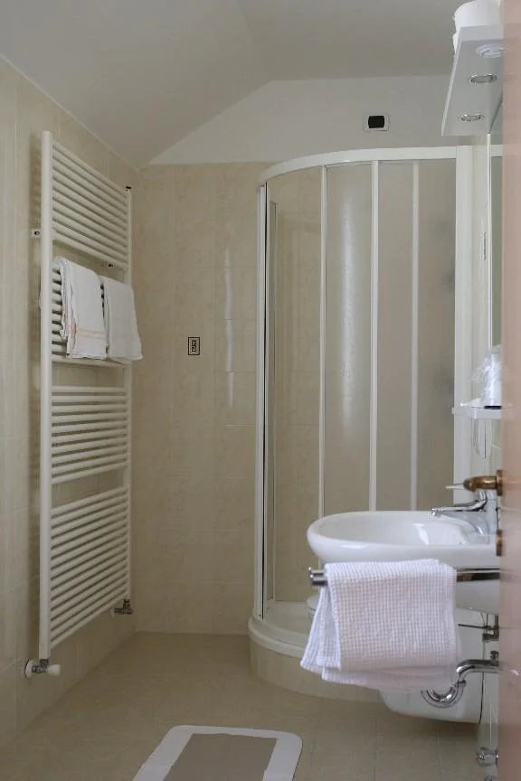 ALBERGO TRATTORIA HOFER Bolzano 5 suedtirol.info
