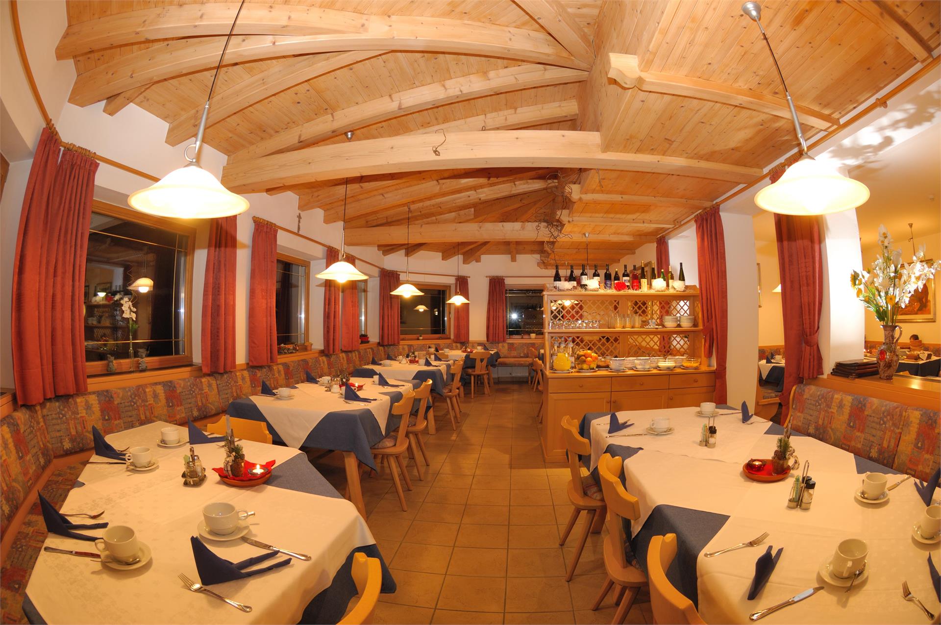 Aparthotel Viktoria Kastelruth 3 suedtirol.info