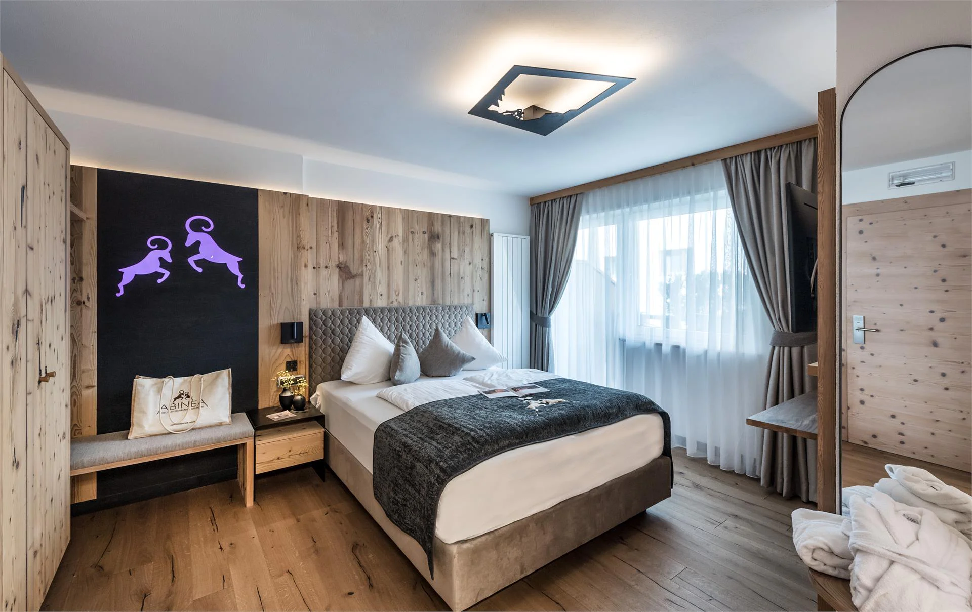 ABINEA Dolomiti Romantic SPA Hotel Kastelruth/Castelrotto 25 suedtirol.info