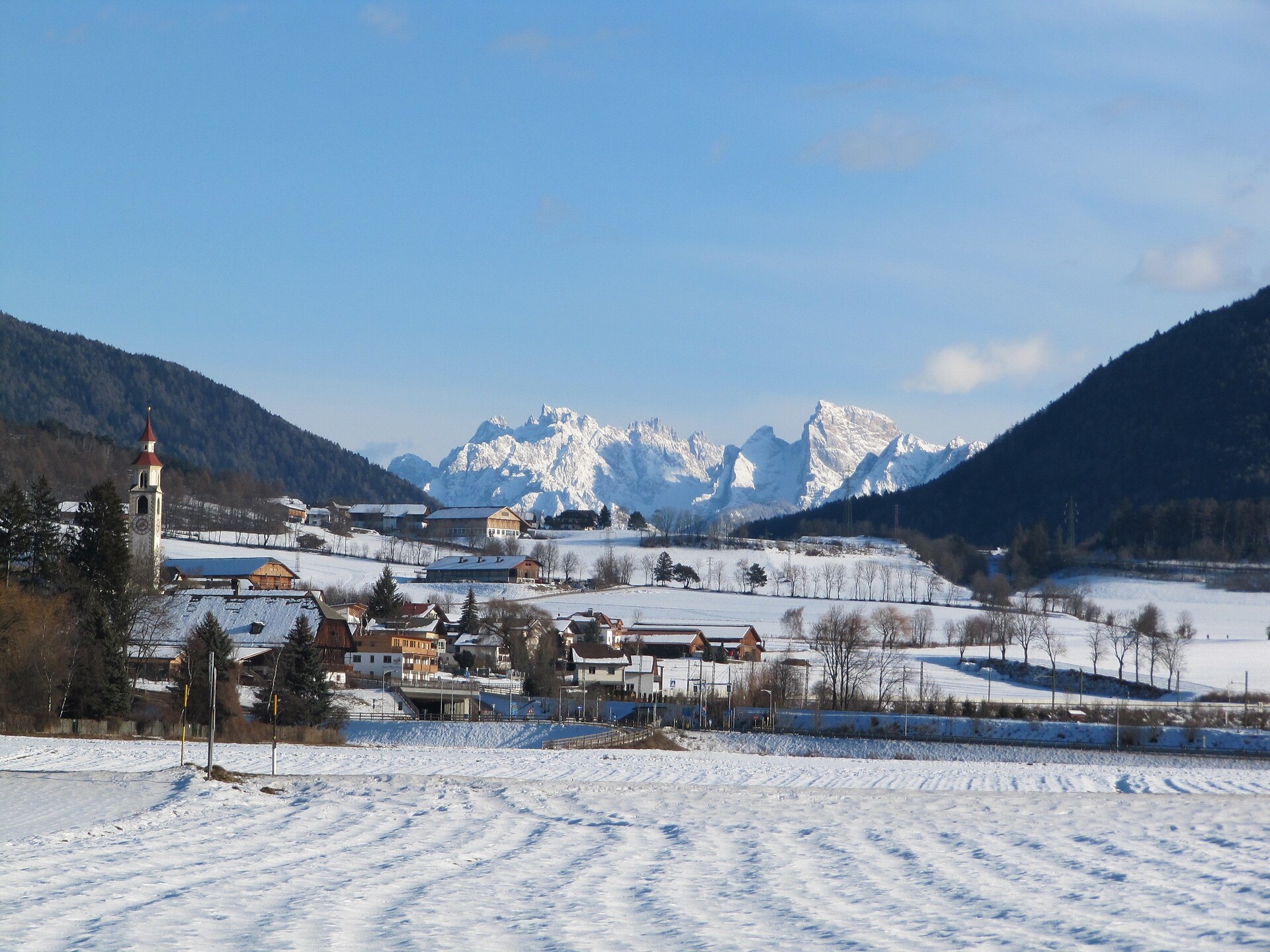 Sextner Dolomiten seen from Brunico/Bruneck