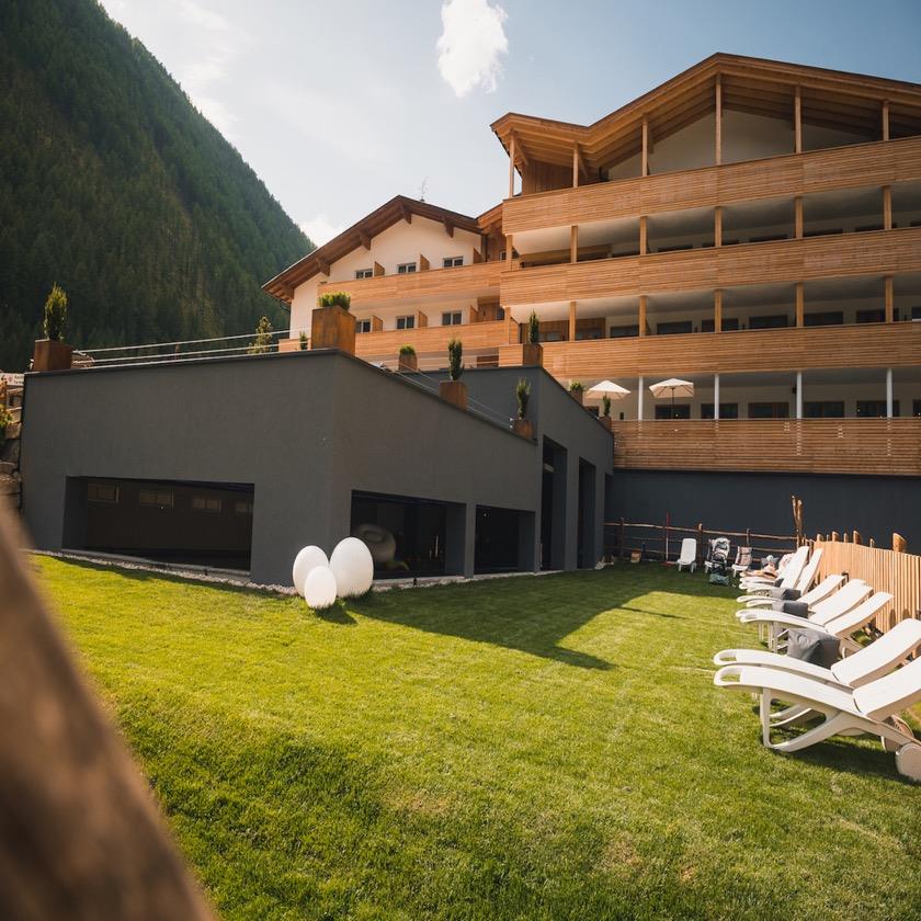 Aktiv & Familienhotel Adlernest Schnals/Senales 1 suedtirol.info