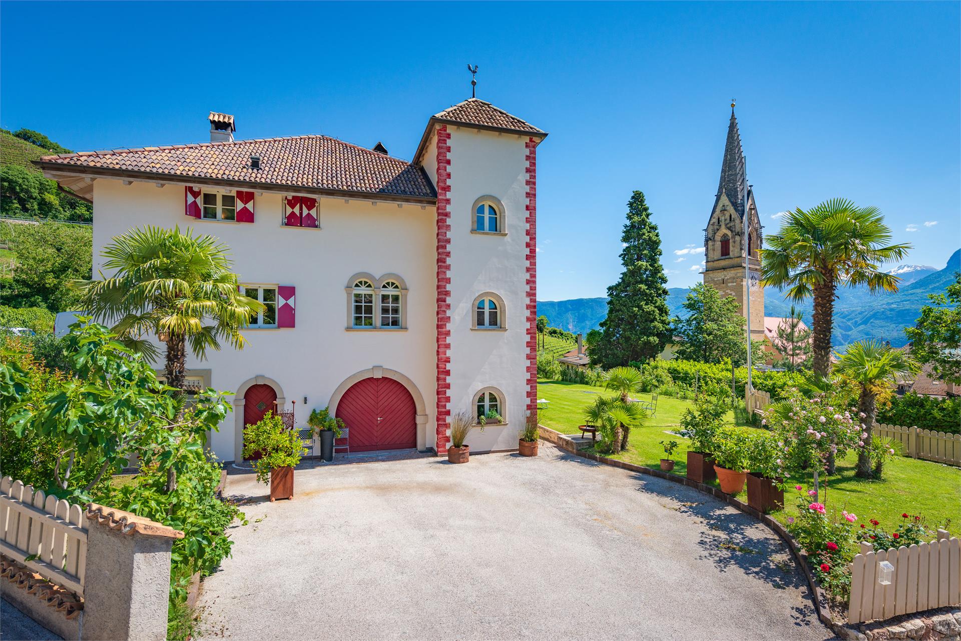 Ansitz Überbacherhof Tramin an der Weinstraße/Termeno sulla Strada del Vino 2 suedtirol.info