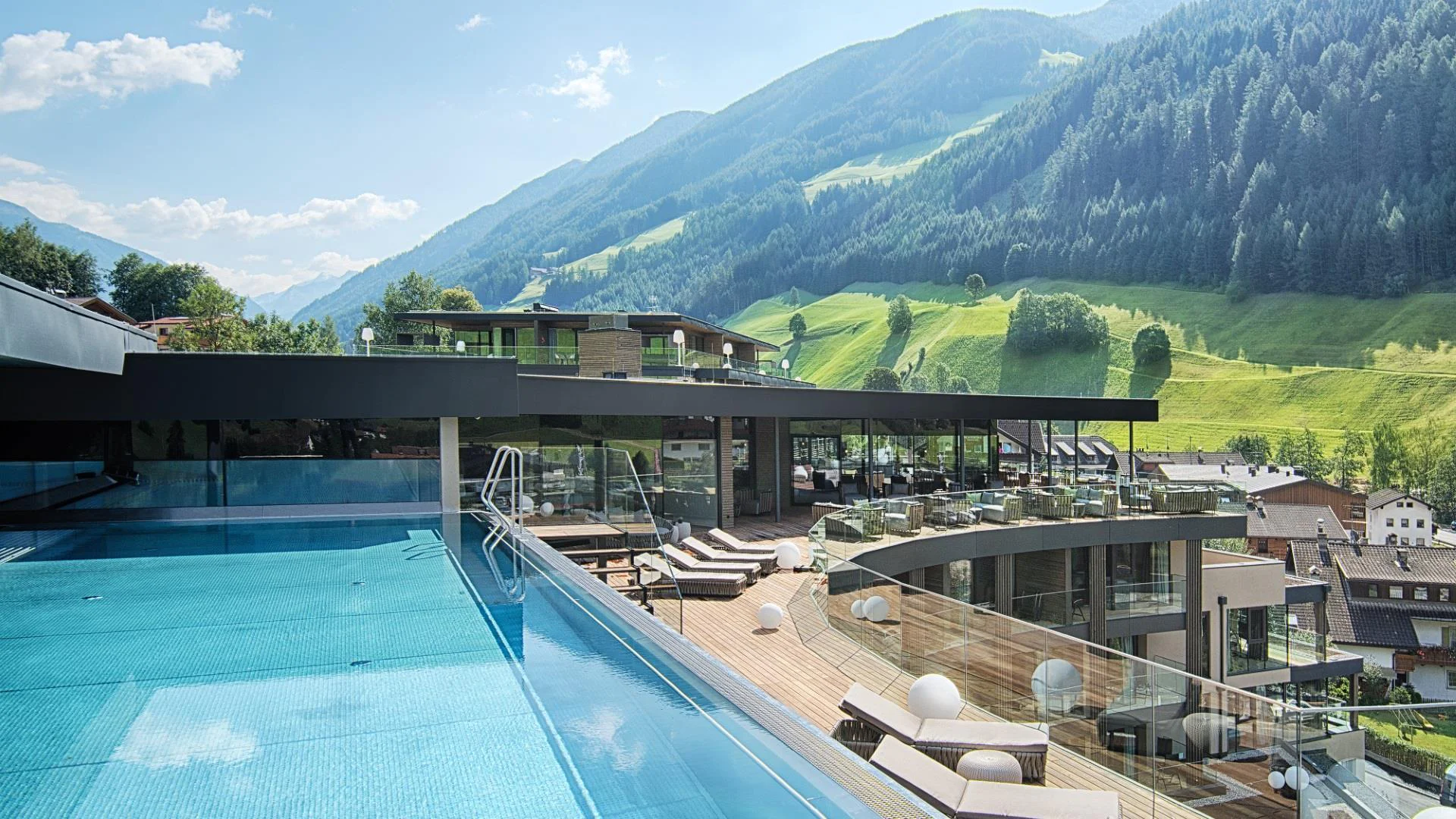 AMONTI Wellnessresort Ahrntal 5 suedtirol.info