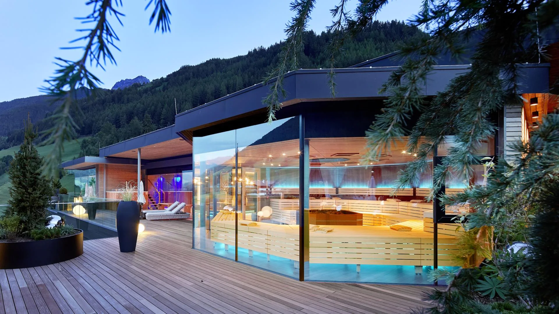 AMONTI Wellnessresort Ahrntal 15 suedtirol.info