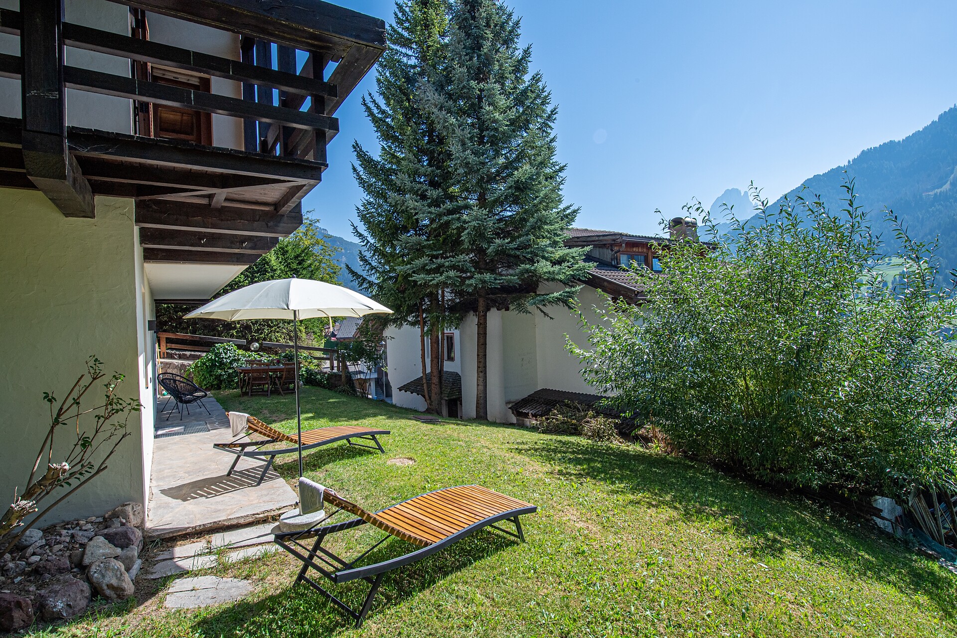 Apartments Elmarino