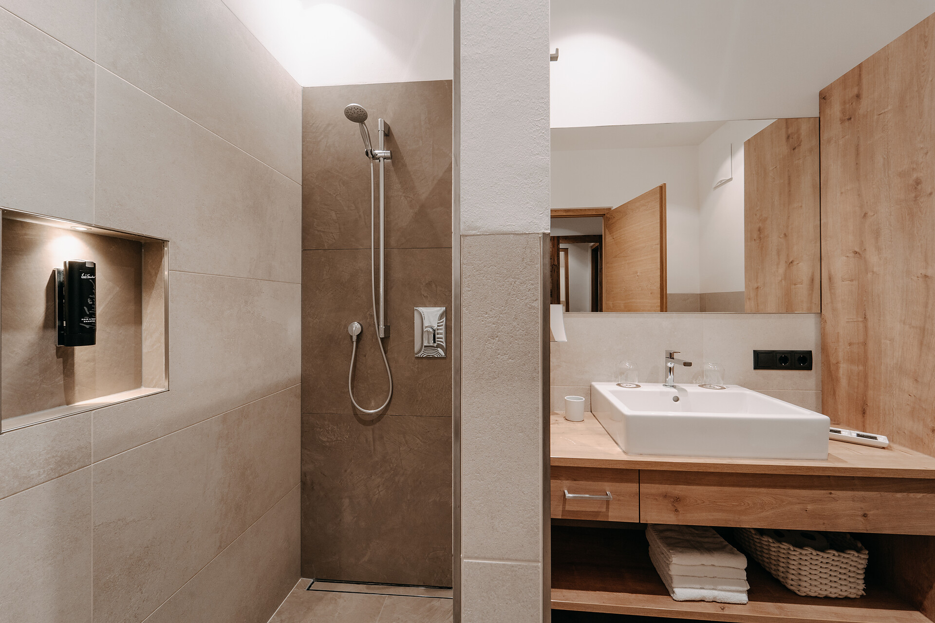 Badezimmer Apartment Platinium